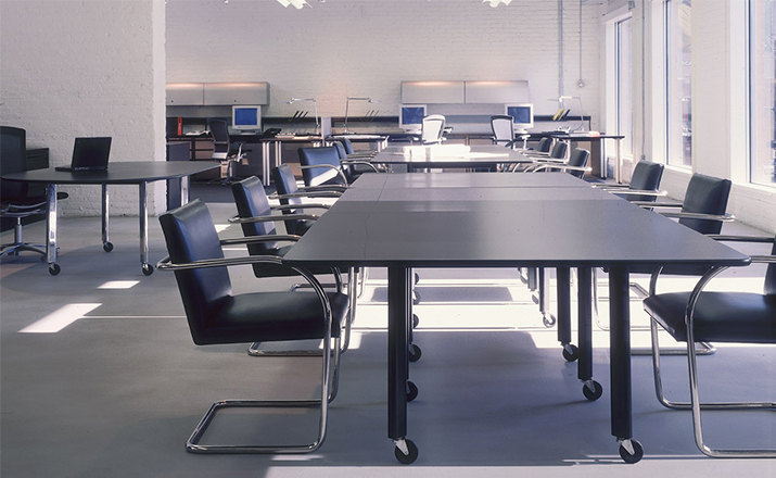 办公椅|现代真皮会议椅|办公家具|华体会体育官方在线官网家具|扁钢框架布尔诺椅