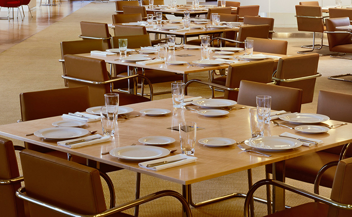 办公椅|现代真皮会议椅|办公家具|华体会体育官方在线官网家具|扁钢框架布尔诺椅