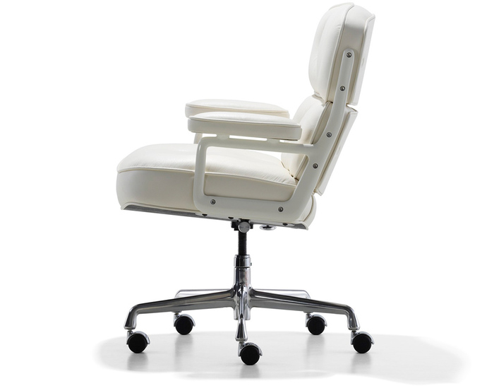 华体会体育官方在线官网 - 坐具|任务椅|办公家具|华体会体育官方在线官网家具|伊姆斯软包罗宾椅