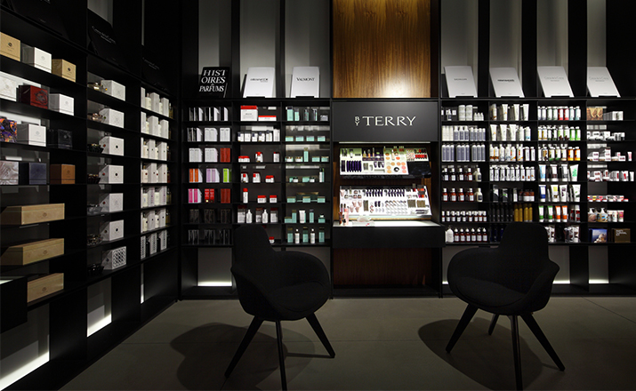 华体会体育官方在线官网 - 坐具|休闲椅|办公家具|华体会体育官方在线官网家具|勺型高背椅