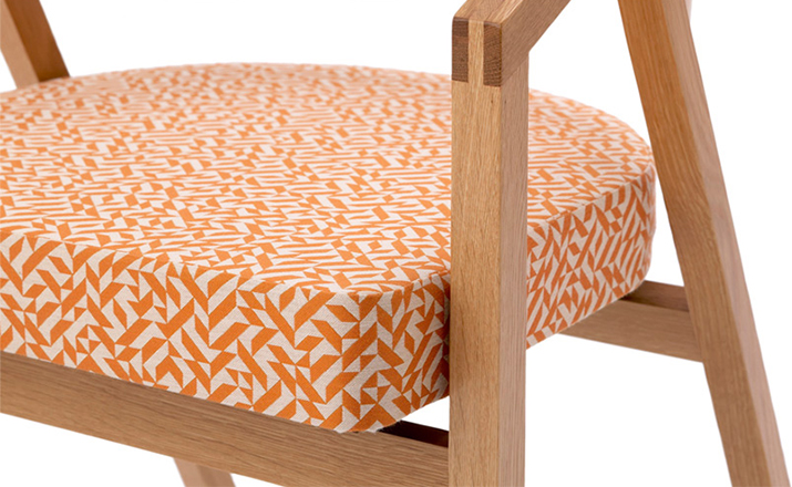 华体会体育官方在线官网 - 坐具|餐椅|办公家具|华体会体育官方在线官网家具|谢尔顿民德软垫扶手椅