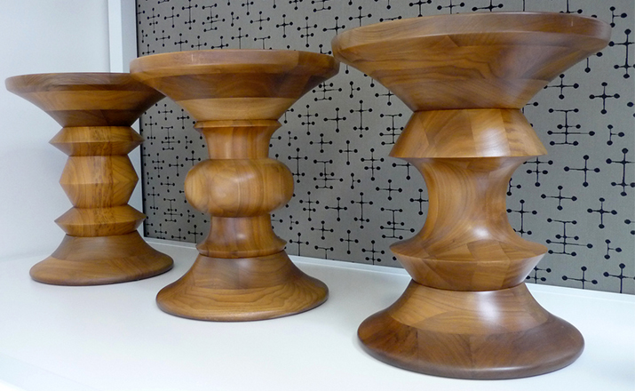 华体会体育官方在线官网 - 坐具|吧椅/凳子|办公家具|华体会体育官方在线官网家具|伊姆斯胡桃木凳