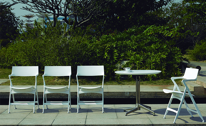 华体会体育官方在线官网 - 坐具|餐椅|办公家具|华体会体育官方在线官网家具|多莉折椅