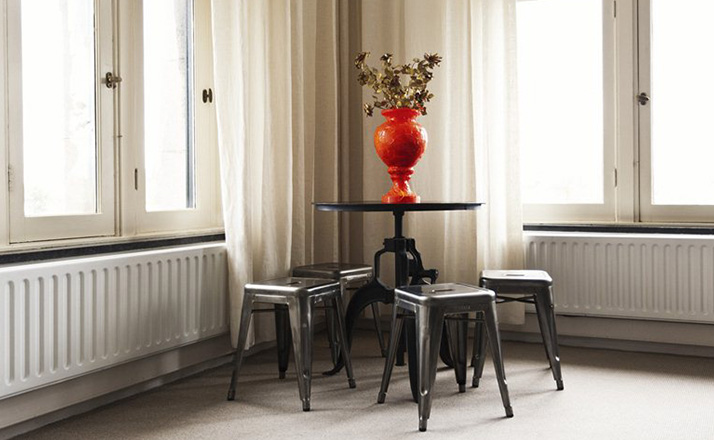 华体会体育官方在线官网 - 坐具|餐椅|办公家具|华体会体育官方在线官网家具|tolix迷你凳