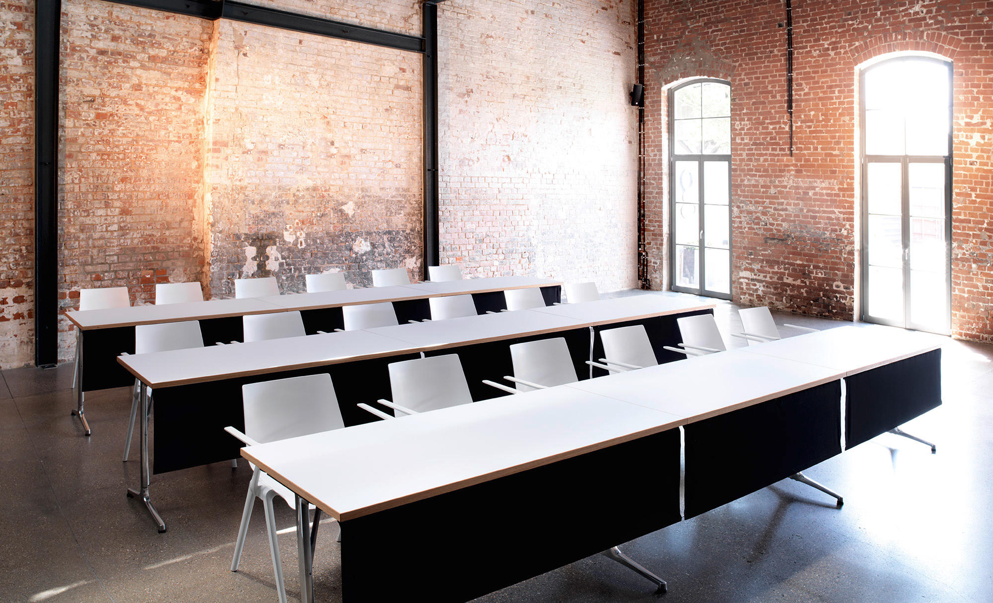 会议台|会议条桌|办公家具|华体会体育官方在线官网家具|mAx折叠会议台