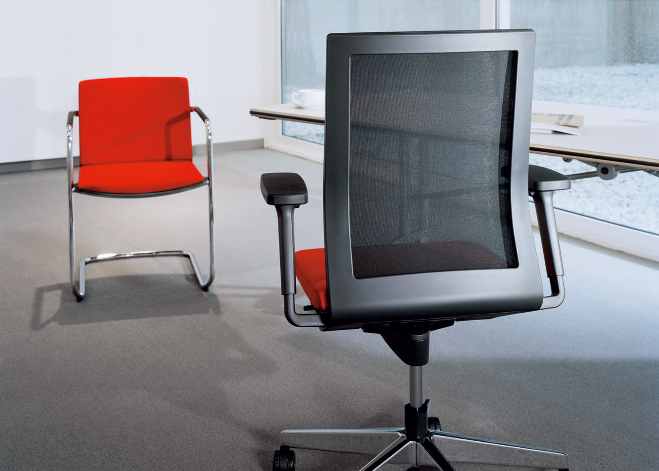 办公椅|现代真皮会议椅|办公家具|华体会体育官方在线官网家具|尼奥斯183/3会议椅