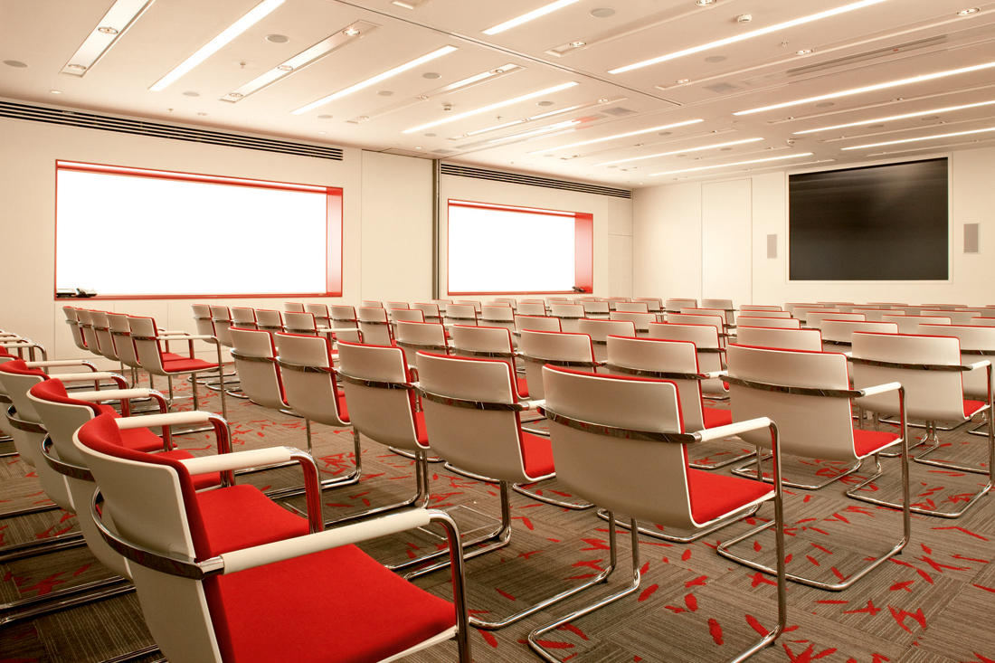 办公椅|现代真皮会议椅|办公家具|华体会体育官方在线官网家具|尼奥斯183/3会议椅