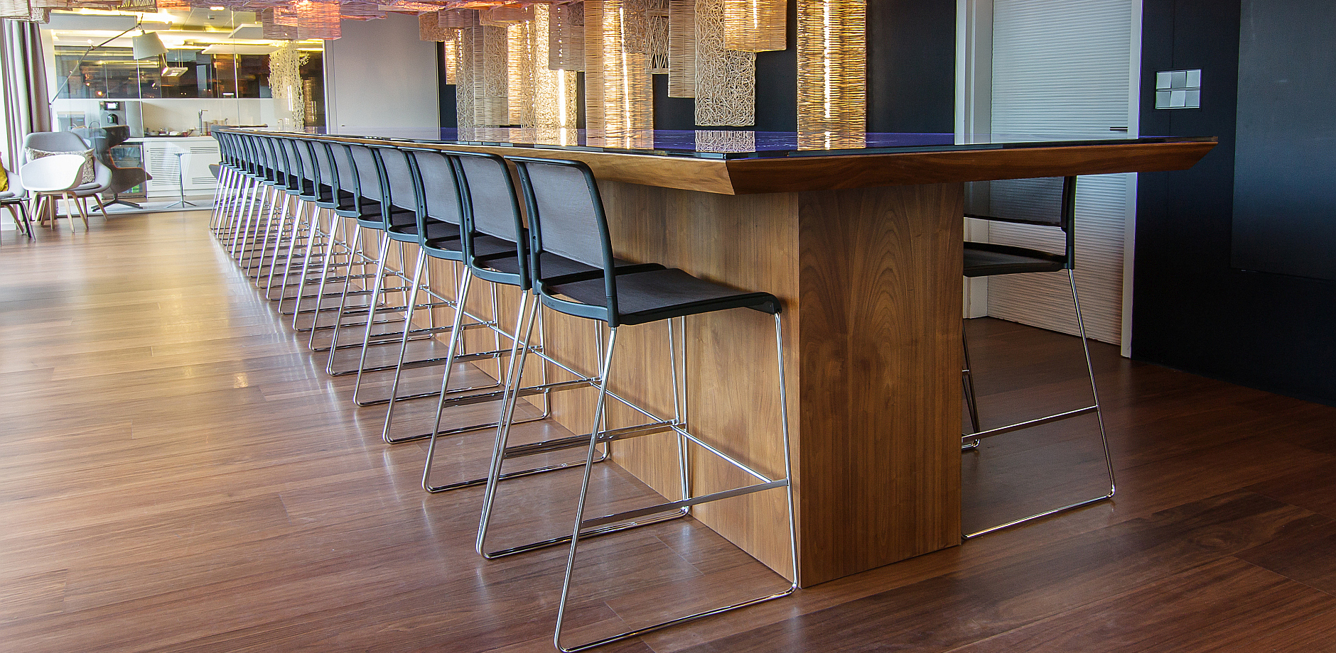 华体会体育官方在线官网 - 坐具|吧椅/凳子|办公家具|华体会体育官方在线官网家具|艾琳230/5 吧椅