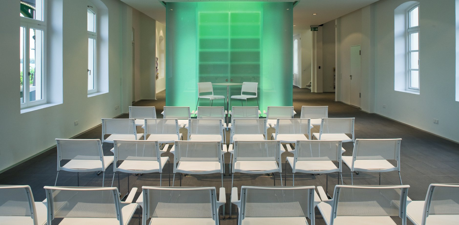 华体会体育官方在线官网 - 桌几|咖啡桌|办公家具|华体会体育官方在线官网家具|艾琳咖啡桌