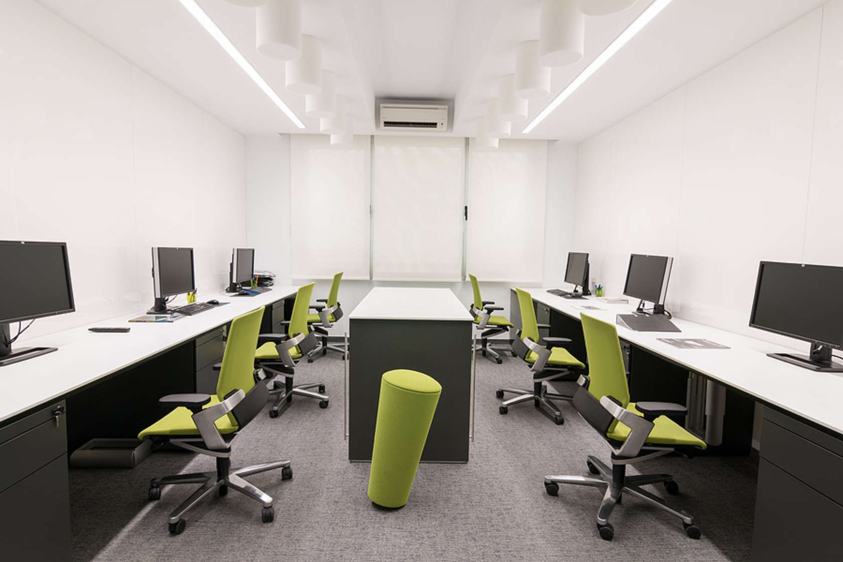 华体会体育官方在线官网 - 坐具|吧椅/凳子|办公家具|华体会体育官方在线官网家具|直立摇摆凳