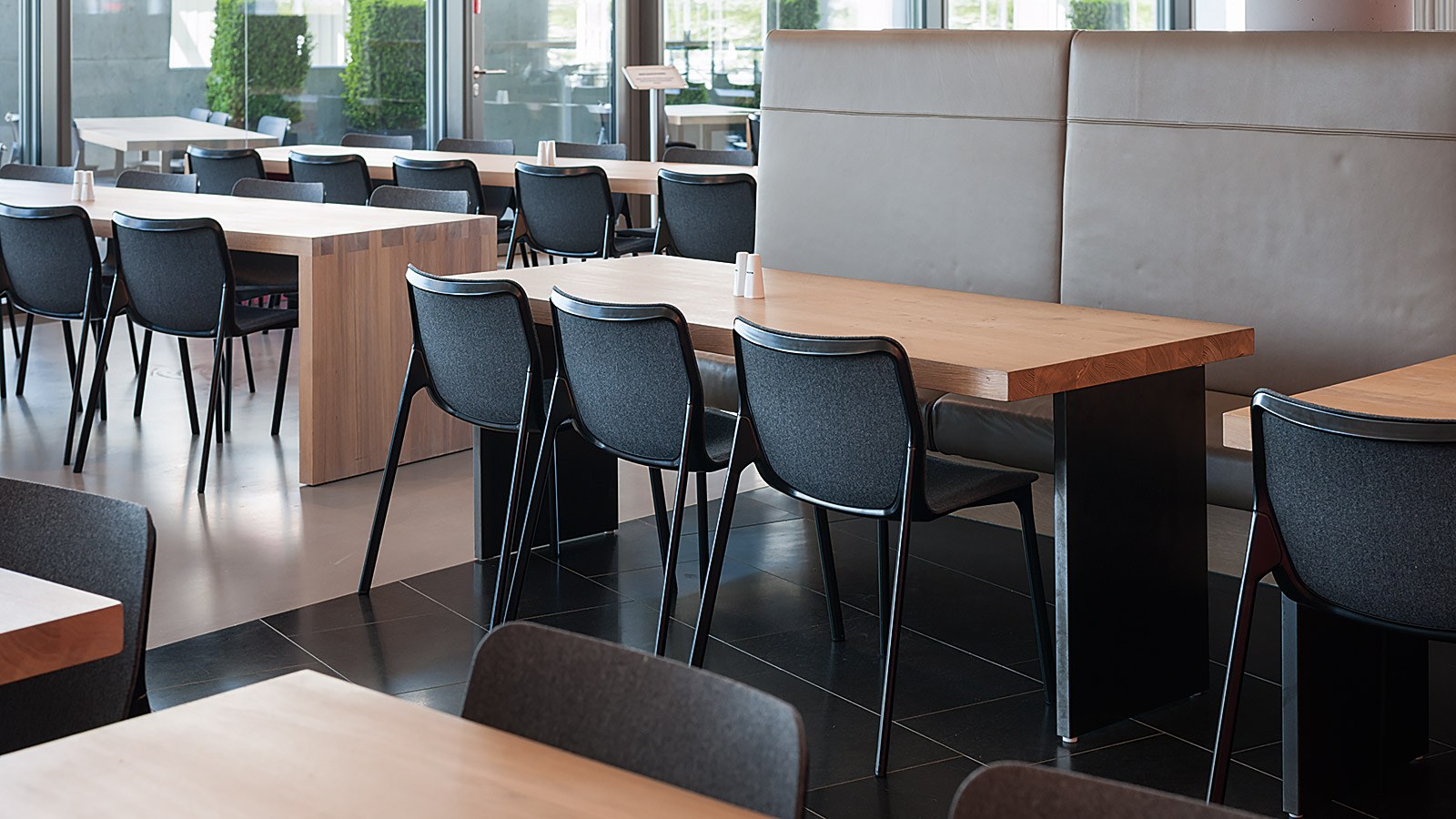 华体会体育官方在线官网 - 坐具|户外椅|办公家具|华体会体育官方在线官网家具|机箱椅