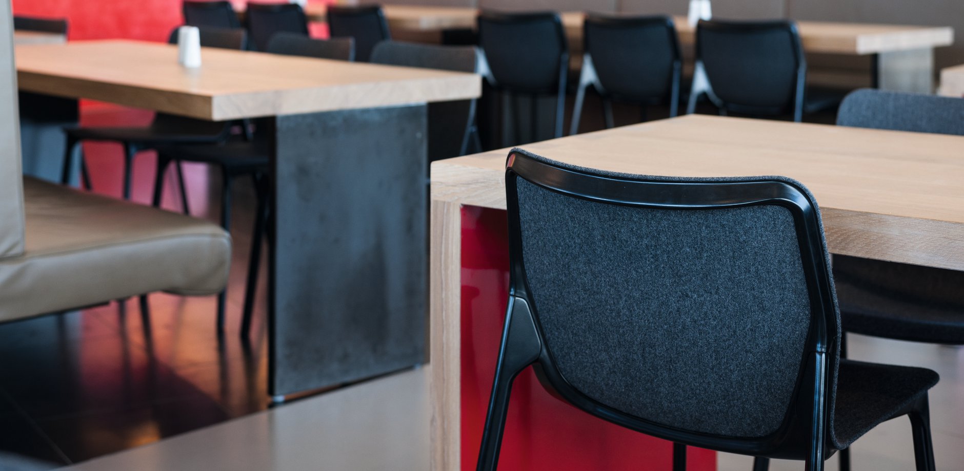 华体会体育官方在线官网 - 坐具|户外椅|办公家具|华体会体育官方在线官网家具|机箱椅