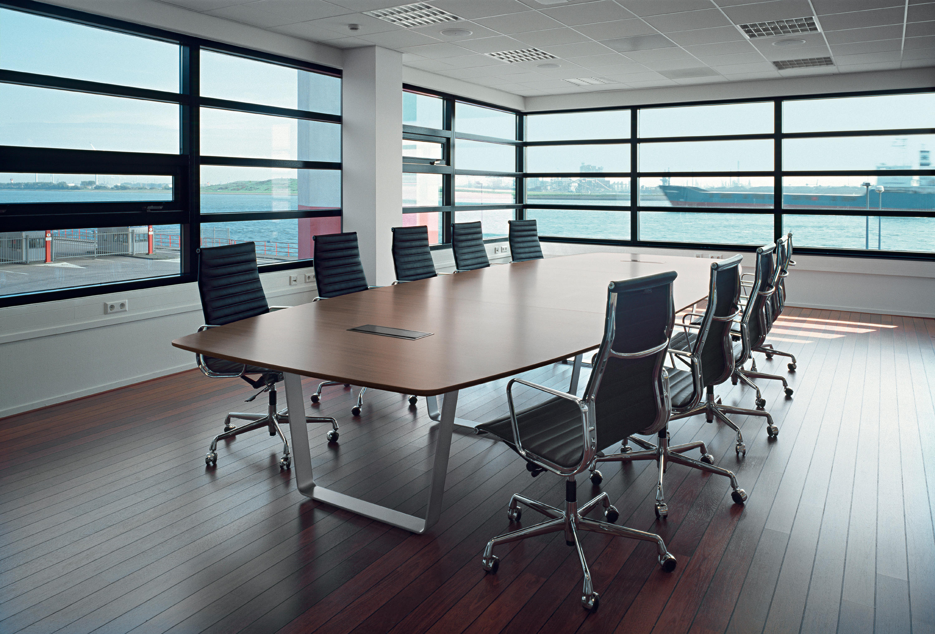 会议台|实木会议台|办公家具|华体会体育官方在线官网家具|Tune系列会议台