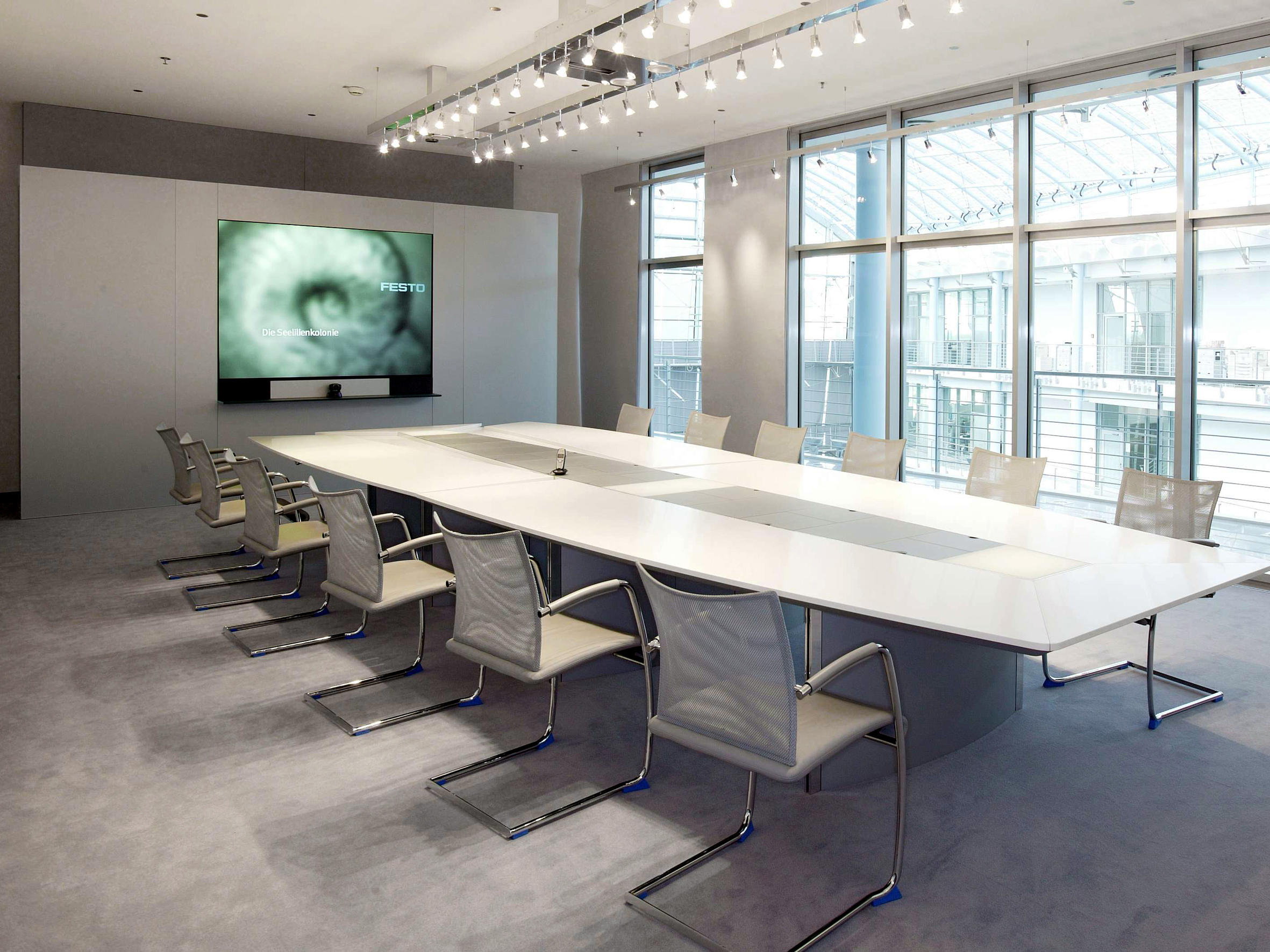 HUB视频系统|HUB视频应用|办公家具|华体会体育官方在线官网家具|霍尔茨媒体桌