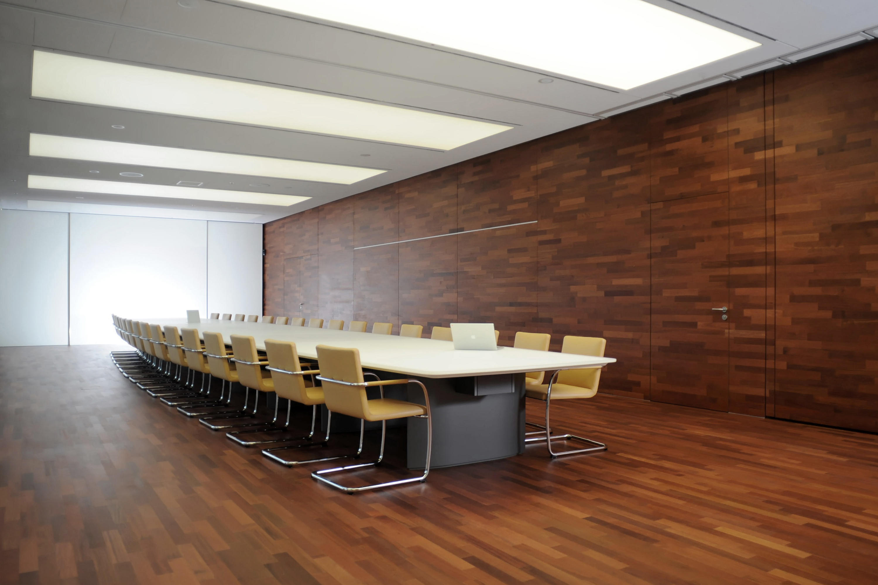 HUB视频系统|HUB视频应用|办公家具|华体会体育官方在线官网家具|霍尔茨媒体桌