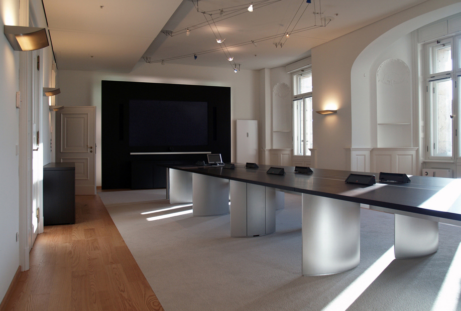 HUB视频系统|HUB视频应用|办公家具|华体会体育官方在线官网家具|C5会议台系列