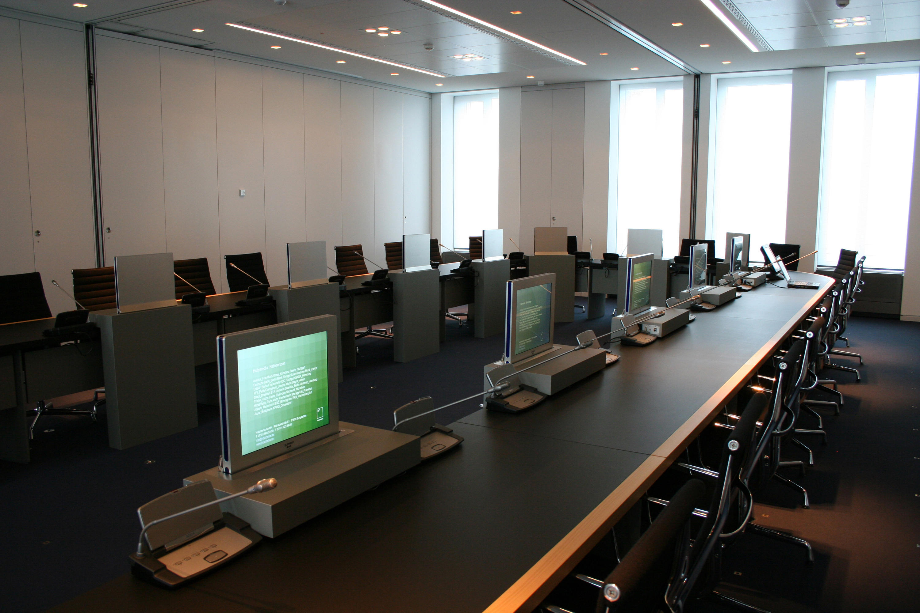 HUB视频系统|HUB视频应用|办公家具|华体会体育官方在线官网家具|X5独立升降器