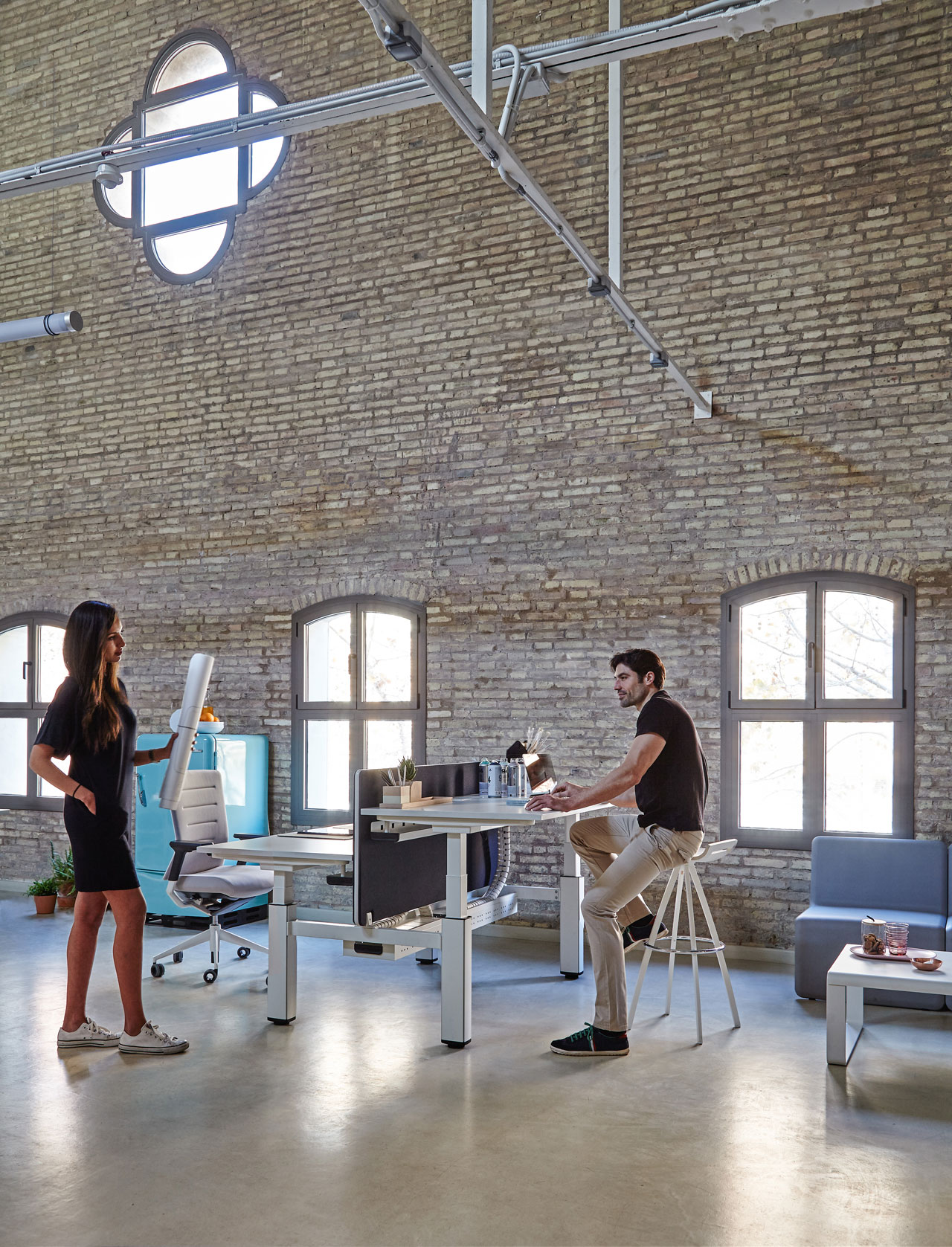 办公台|升降台|办公家具|华体会体育官方在线官网家具|流动性职员系统桌系列