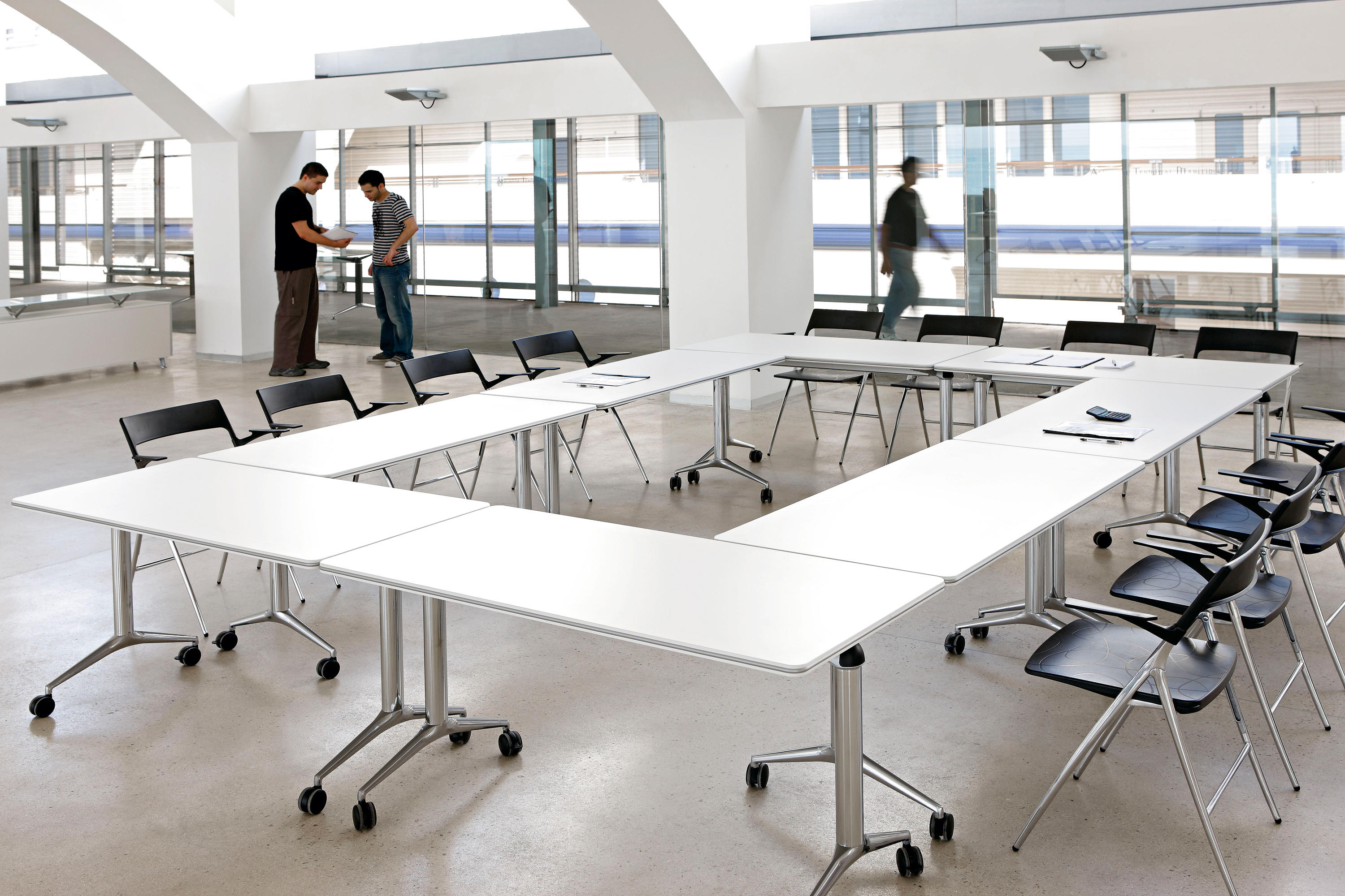 会议台|实木会议台|办公家具|华体会体育官方在线官网家具|TRAMA 会议桌系列