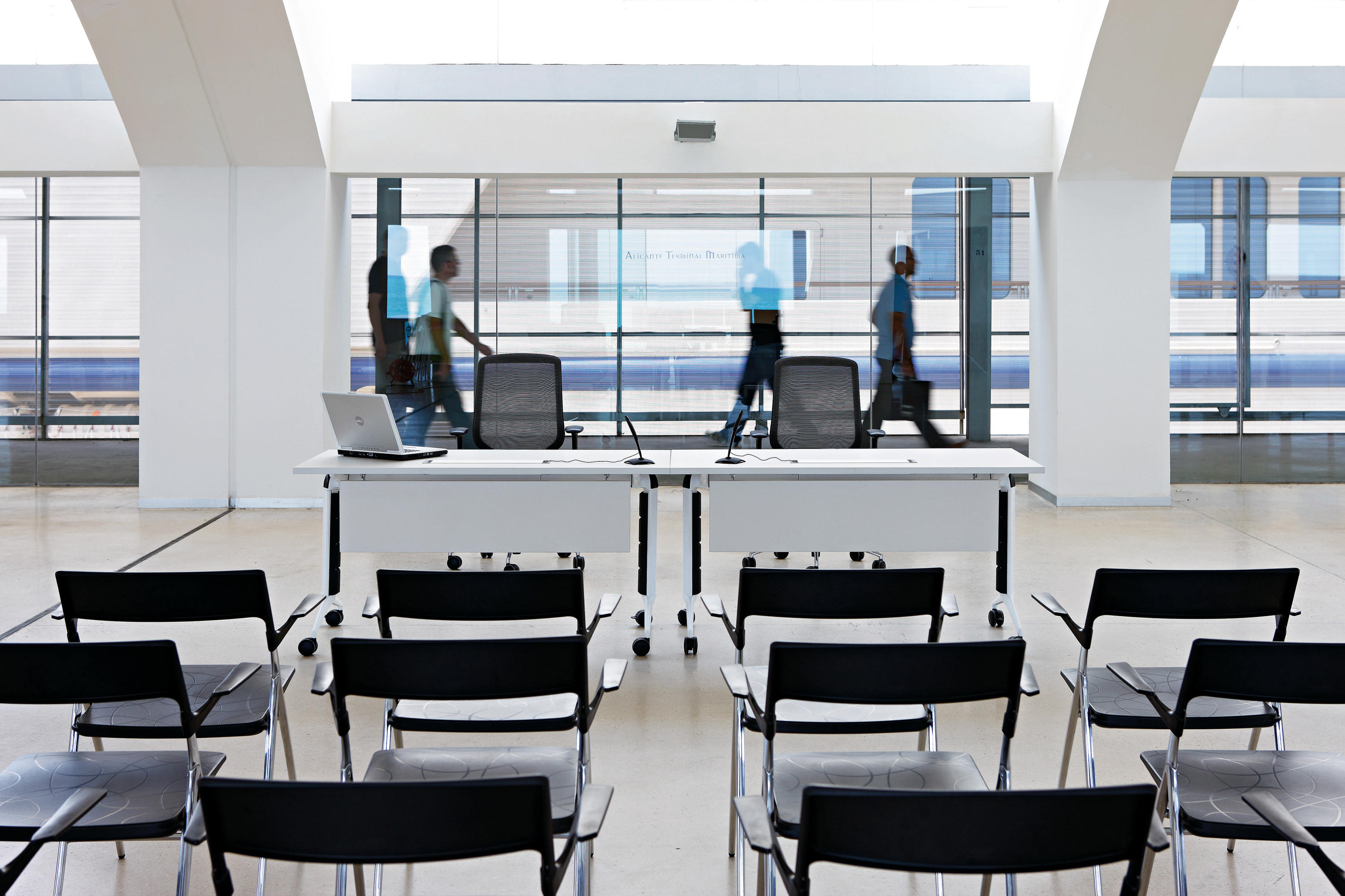 会议台|实木会议台|办公家具|华体会体育官方在线官网家具|TRAMA 会议桌系列