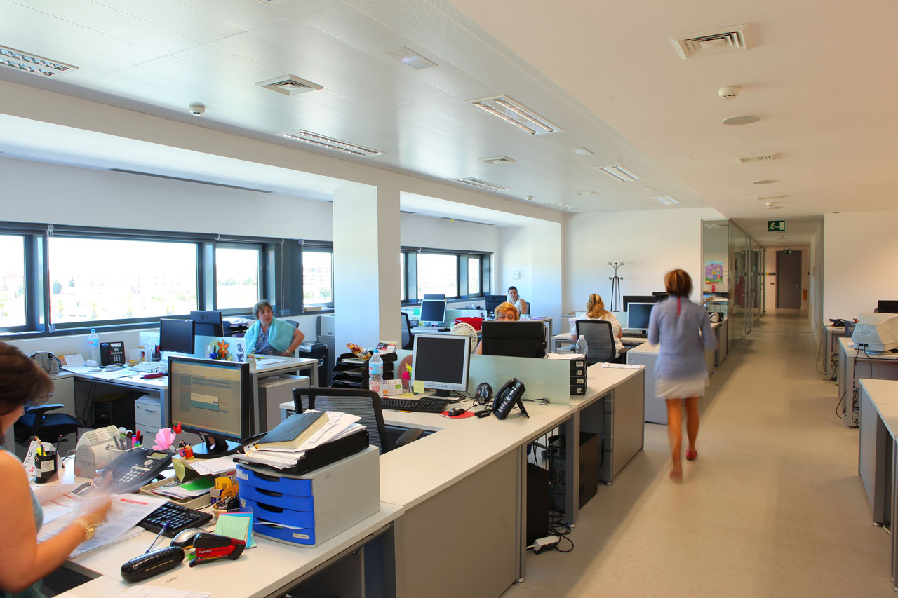 办公屏风|办公屏风系统|办公家具|华体会体育官方在线官网家具|VITAL 员工桌系列