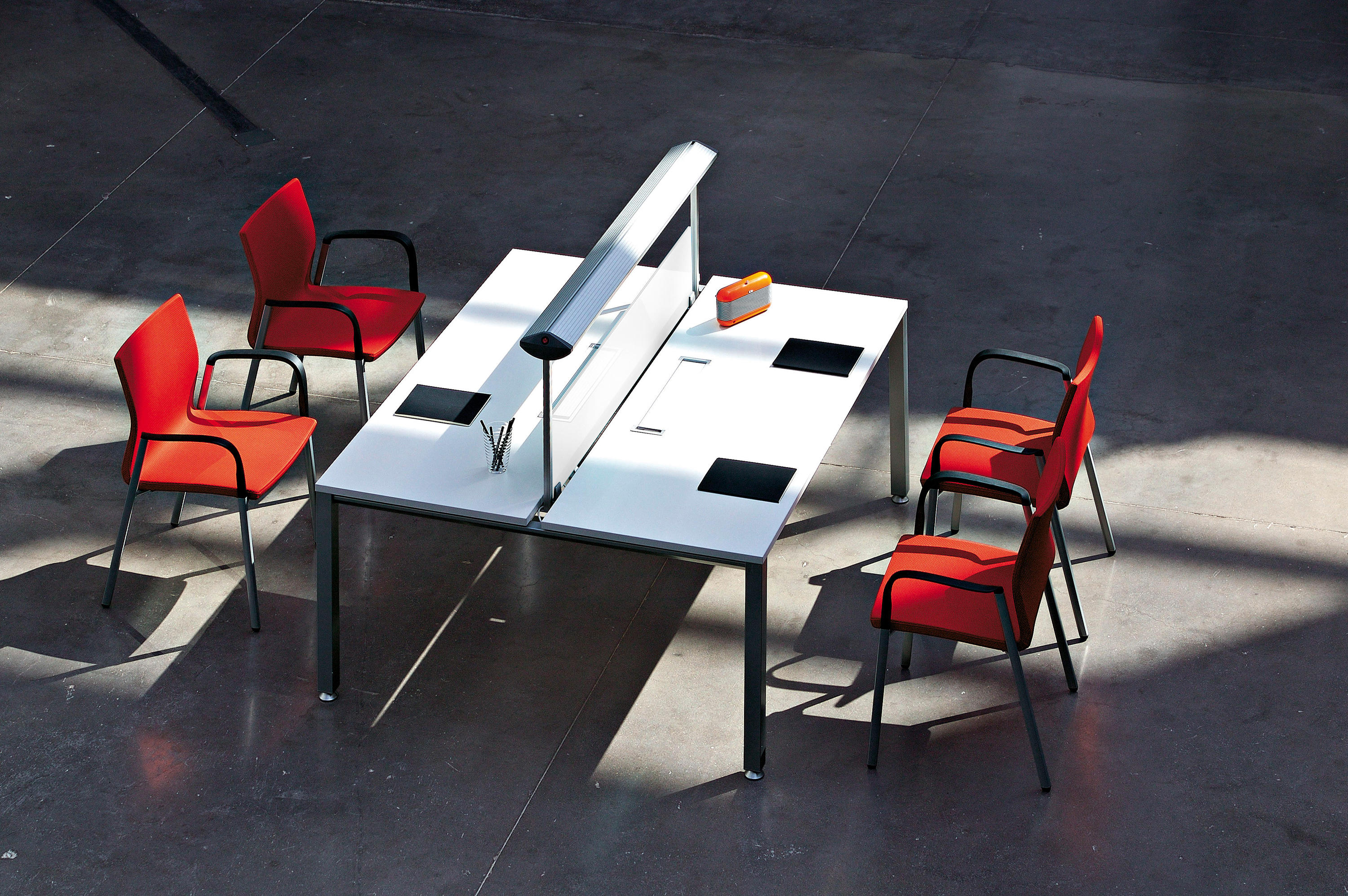 办公屏风|办公屏风系统|办公家具|华体会体育官方在线官网家具|VITAL 员工桌系列