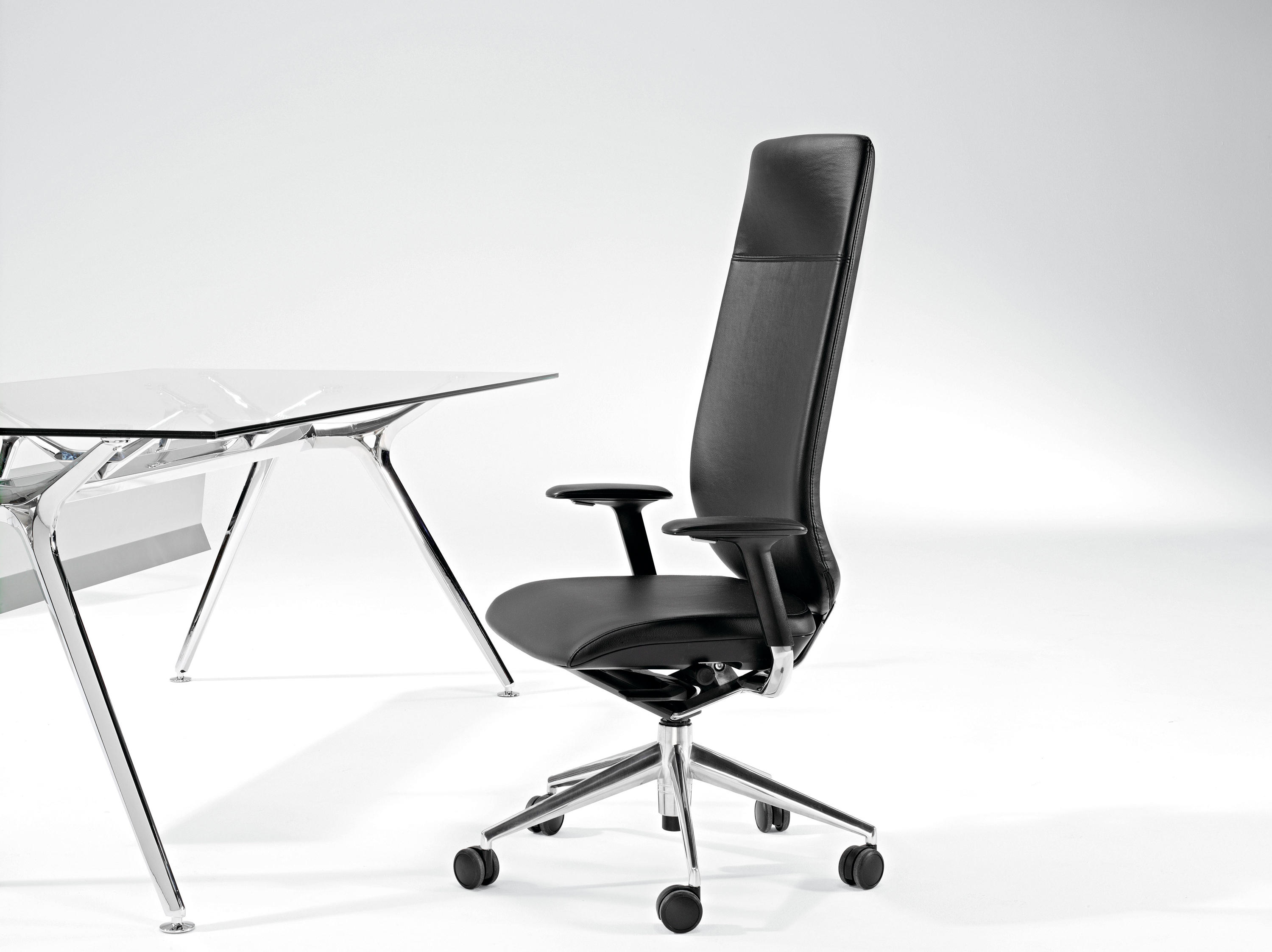 办公椅|现代真皮中班椅|办公家具|华体会体育官方在线官网家具|TNK FAMILY 大班椅系列