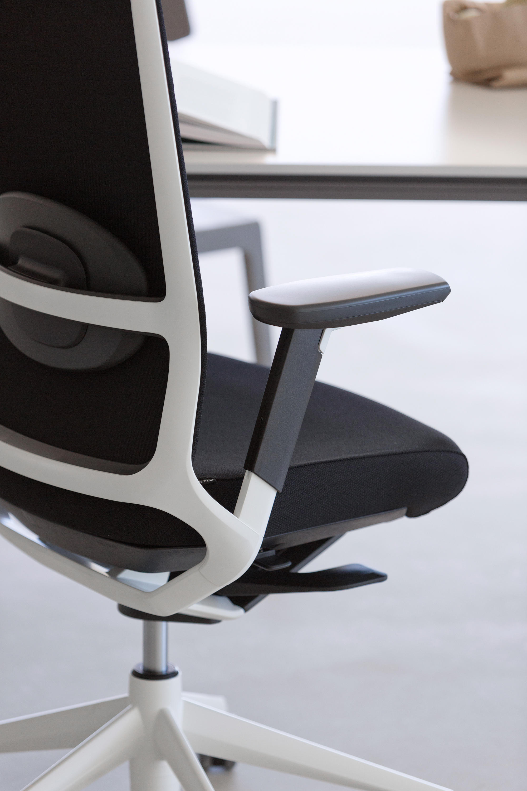 办公椅|布面职员椅|办公家具|华体会体育官方在线官网家具|TNK 500 职员椅系列