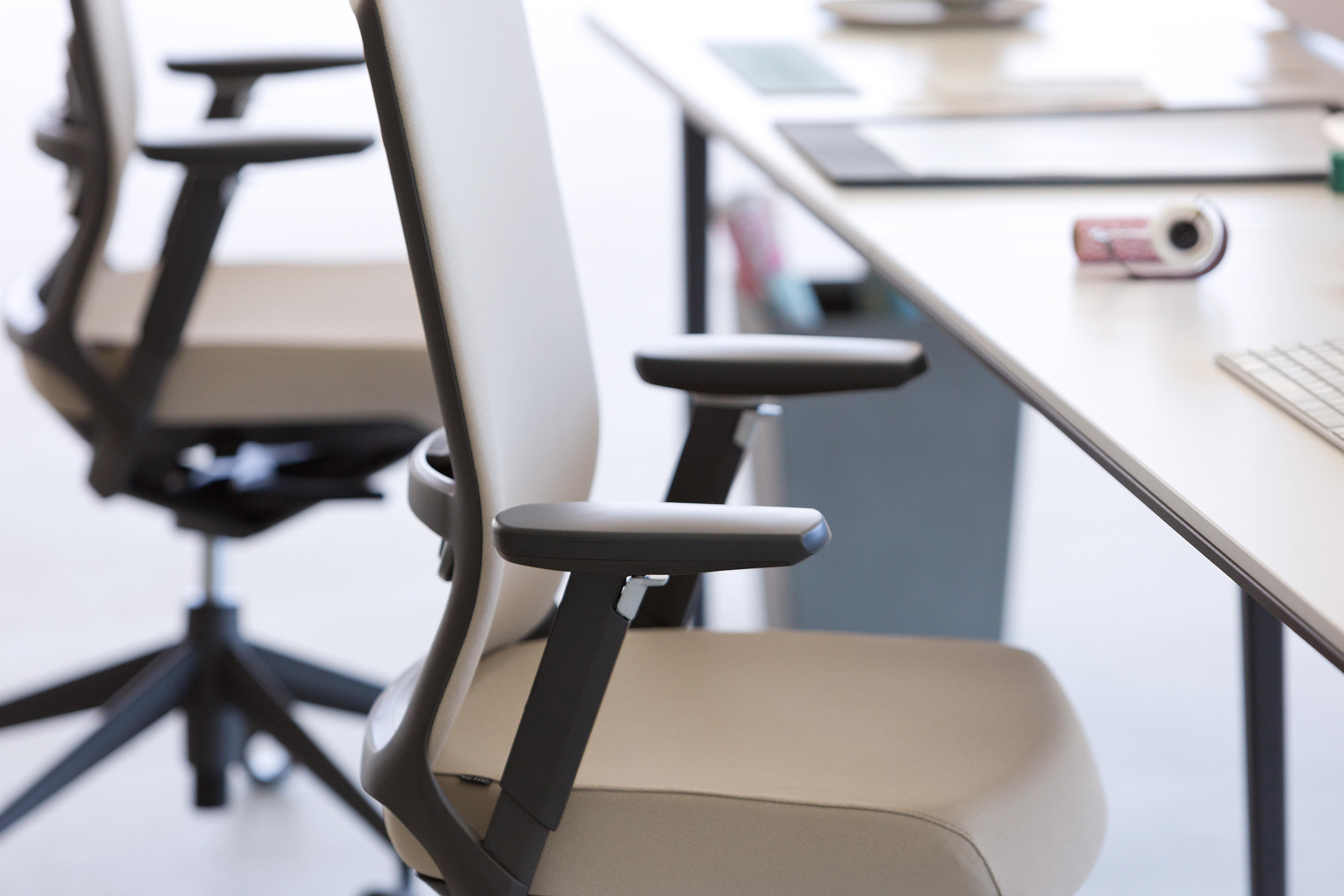 办公椅|布面职员椅|办公家具|华体会体育官方在线官网家具|TNK 500 职员椅系列