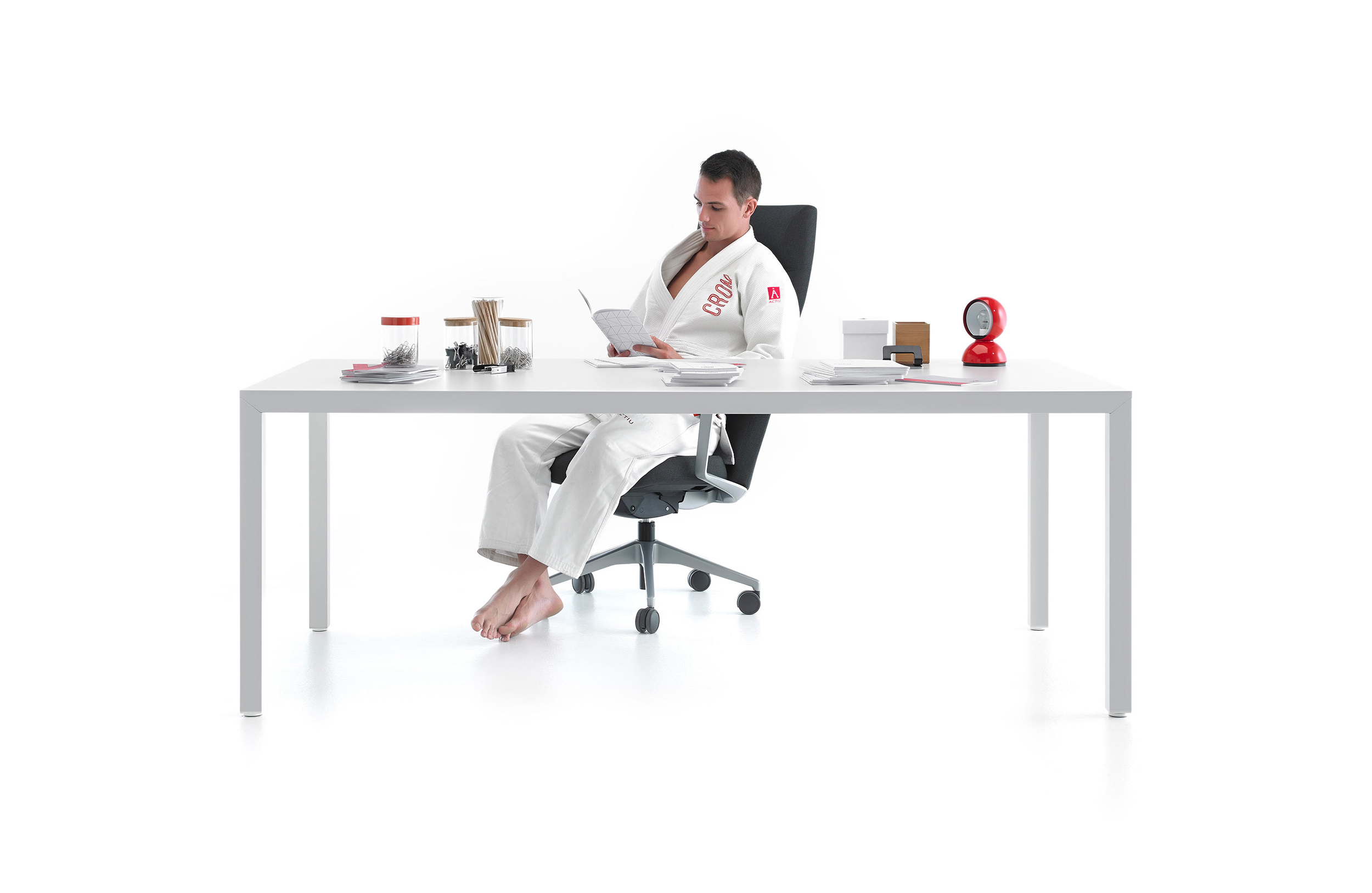 办公椅|现代真皮中班椅|办公家具|华体会体育官方在线官网家具|CRON 大班椅系列