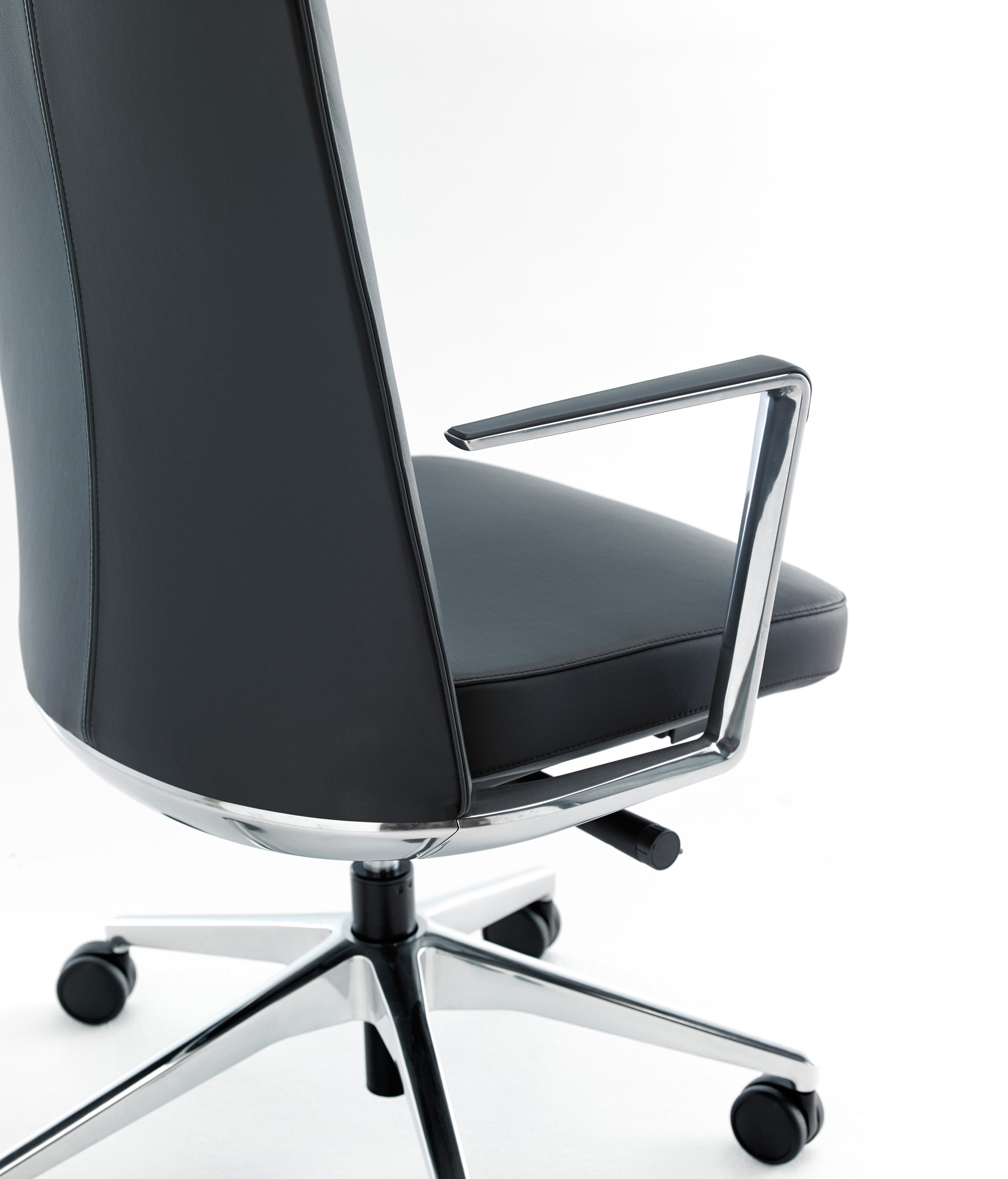 办公椅|现代真皮中班椅|办公家具|华体会体育官方在线官网家具|CRON 大班椅系列