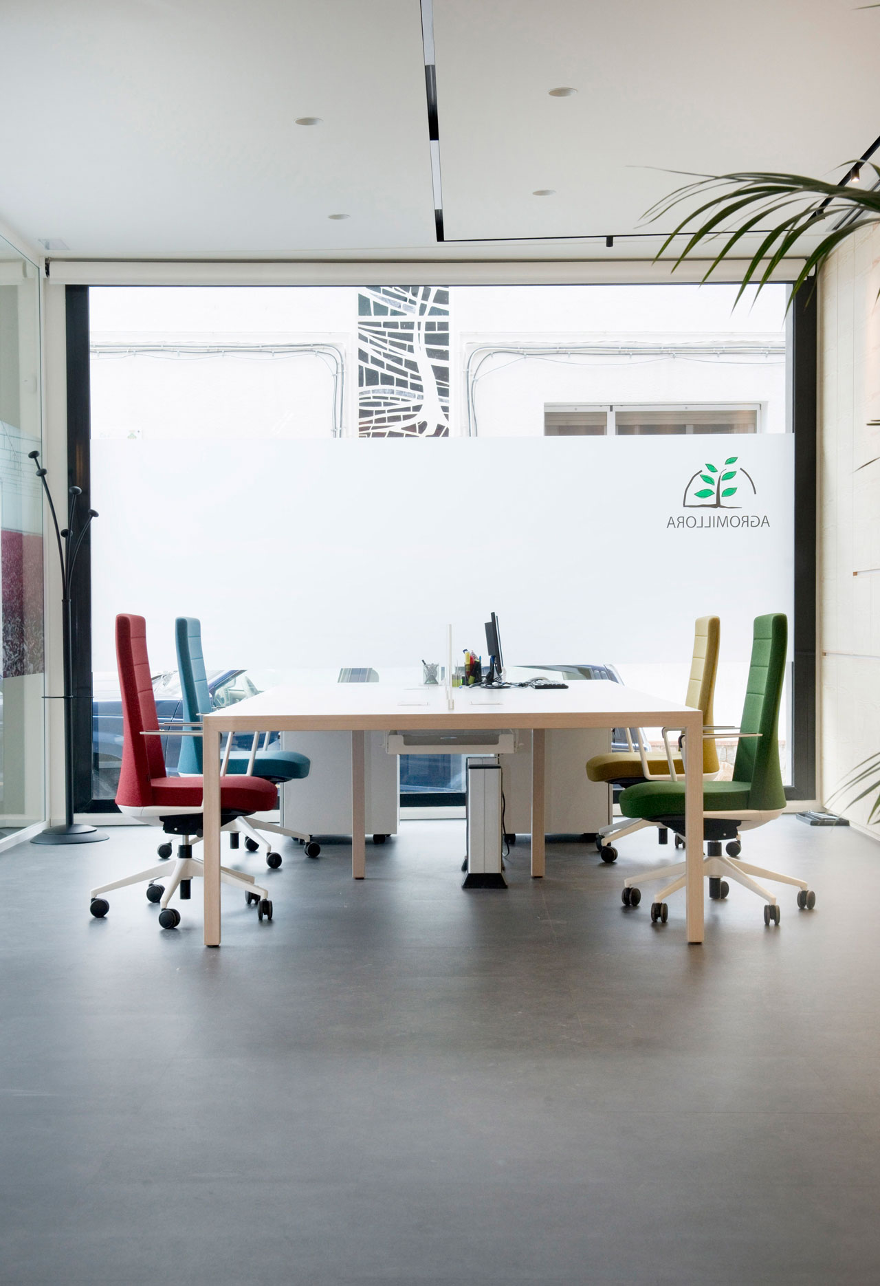 办公椅|布面职员椅|办公家具|华体会体育官方在线官网家具|CRON 职员椅系列