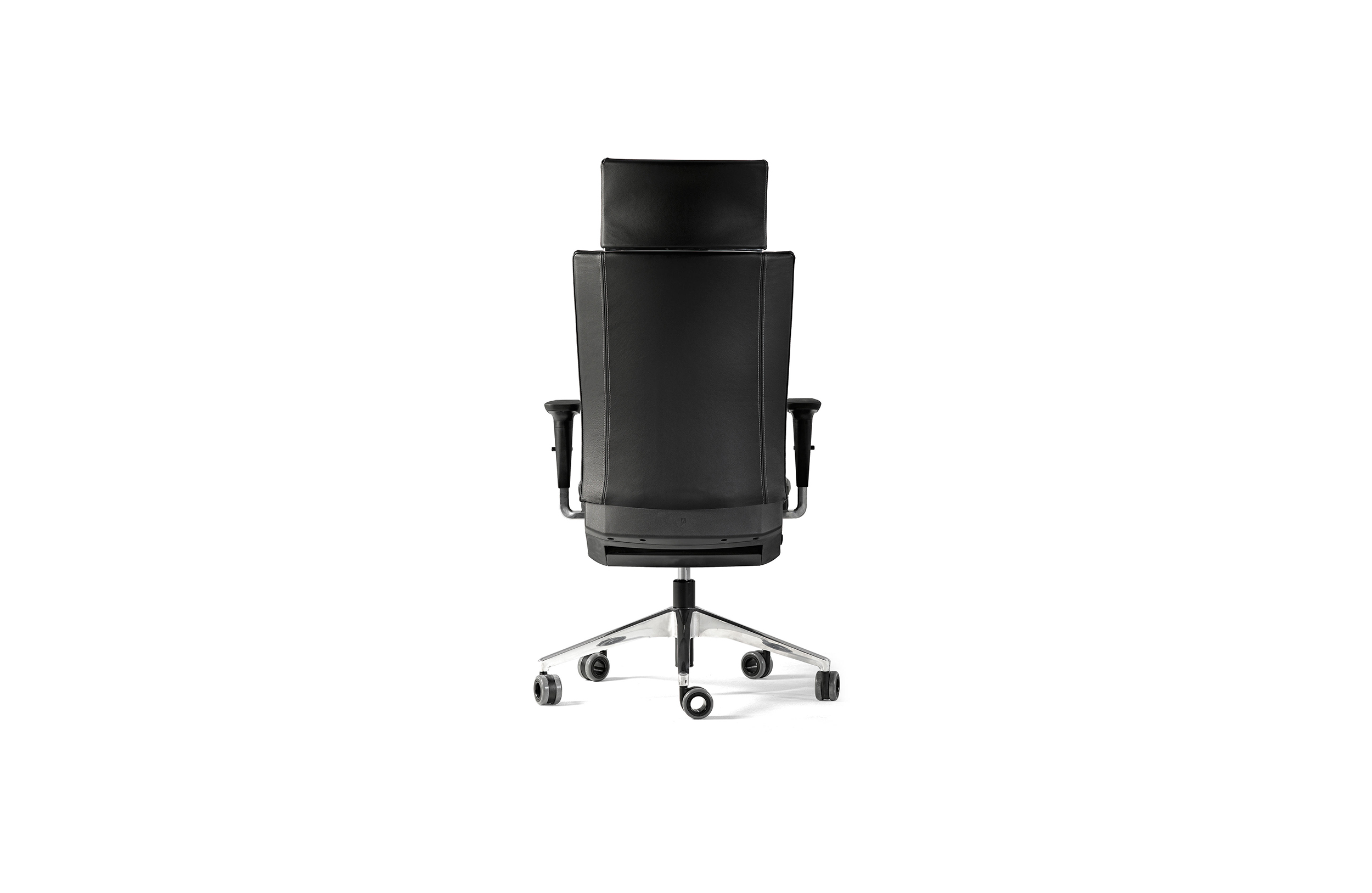 办公椅|现代真皮中班椅|办公家具|华体会体育官方在线官网家具|WINNER大班椅系列