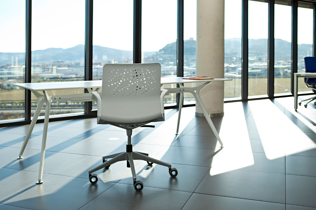 办公椅|现代真皮会议椅|办公家具|华体会体育官方在线官网家具|URBAN BLOCK洽谈椅系列