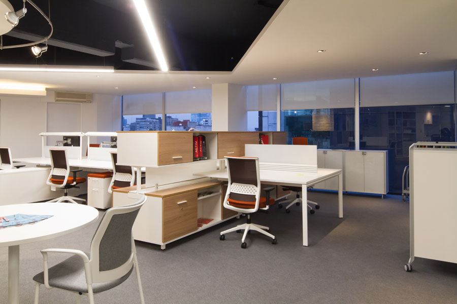 办公椅|现代真皮会议椅|办公家具|华体会体育官方在线官网家具|URBAN PLUS 洽谈椅系列