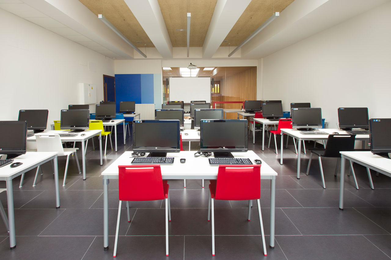 办公椅|现代真皮会议椅|办公家具|华体会体育官方在线官网家具|MIT培训洽谈系列