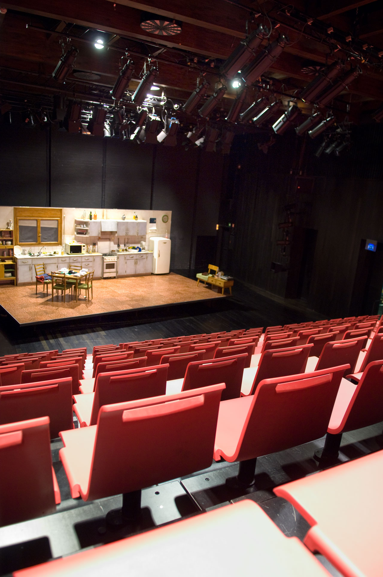 公共座椅|机场椅|办公家具|华体会体育官方在线官网家具|MIT等候排椅系列