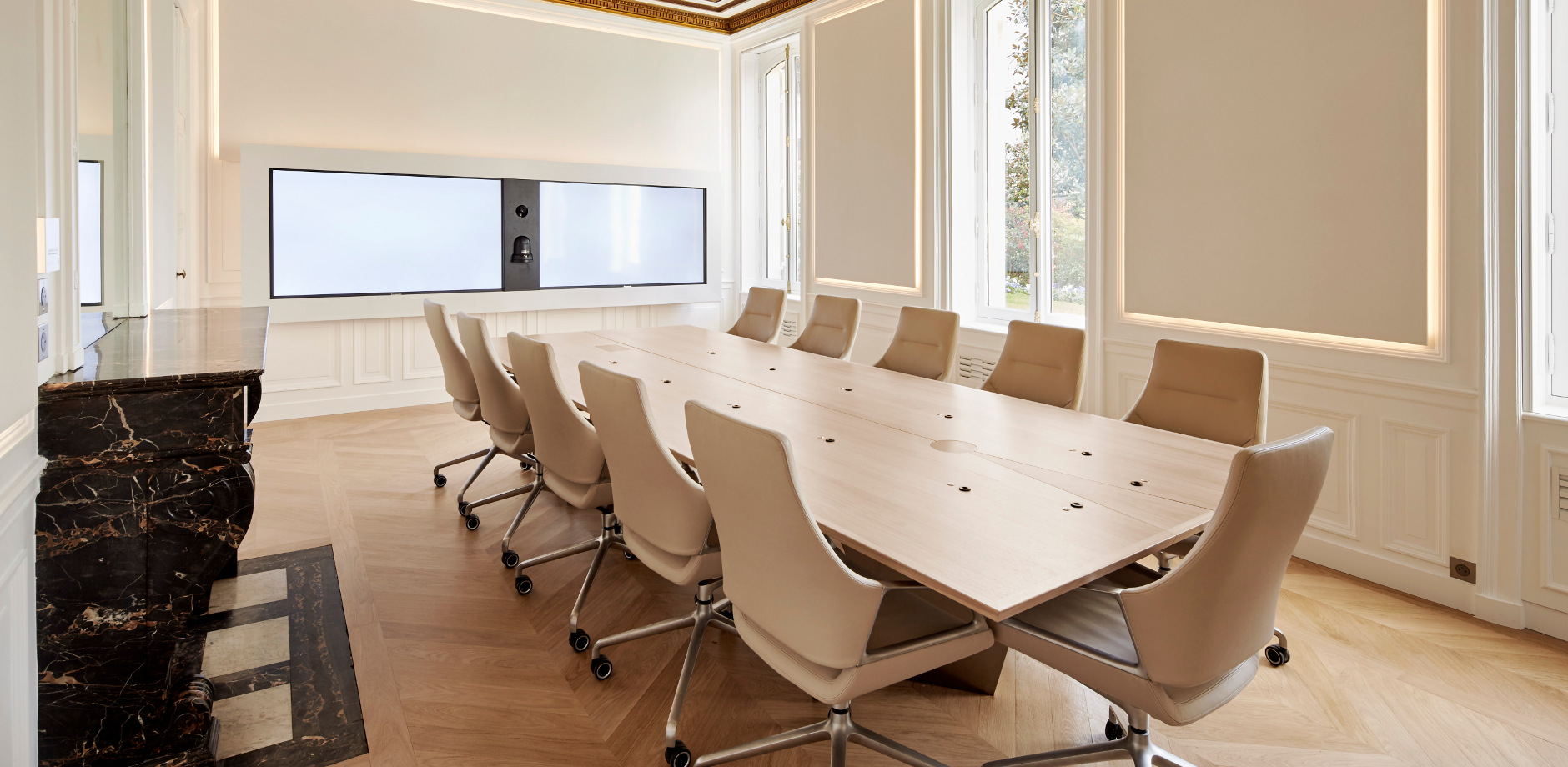 办公椅|现代真皮会议椅|办公家具|华体会体育官方在线官网家具|格拉夫会议椅