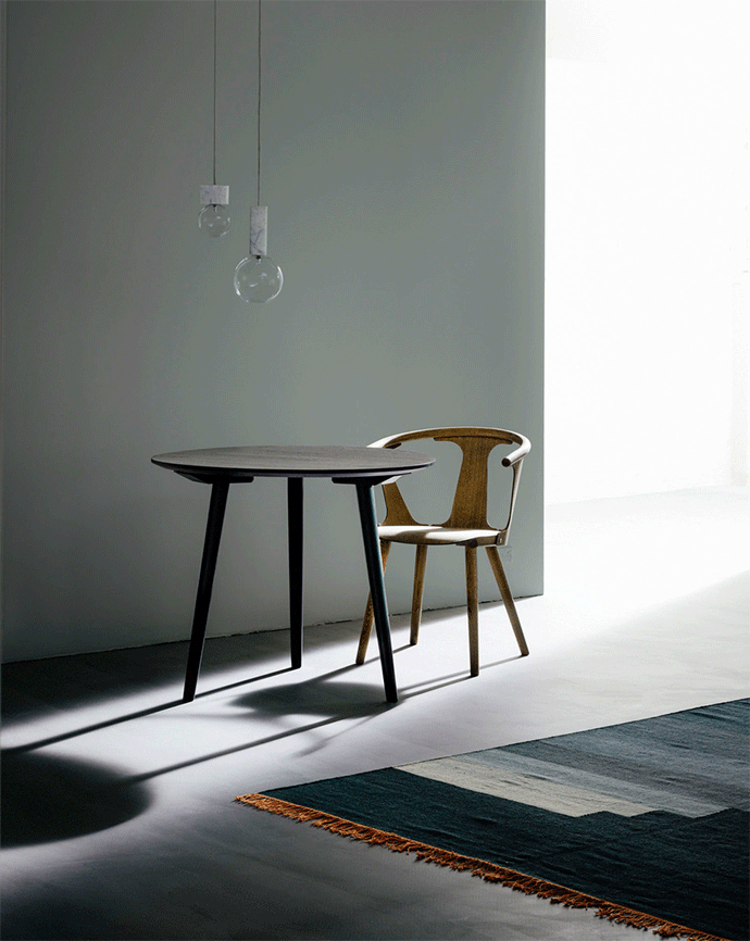 华体会体育官方在线官网 - 坐具|餐椅|办公家具|华体会体育官方在线官网家具|Between SK2 餐椅