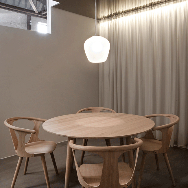 华体会体育官方在线官网 - 坐具|餐椅|办公家具|华体会体育官方在线官网家具|Between SK2 餐椅