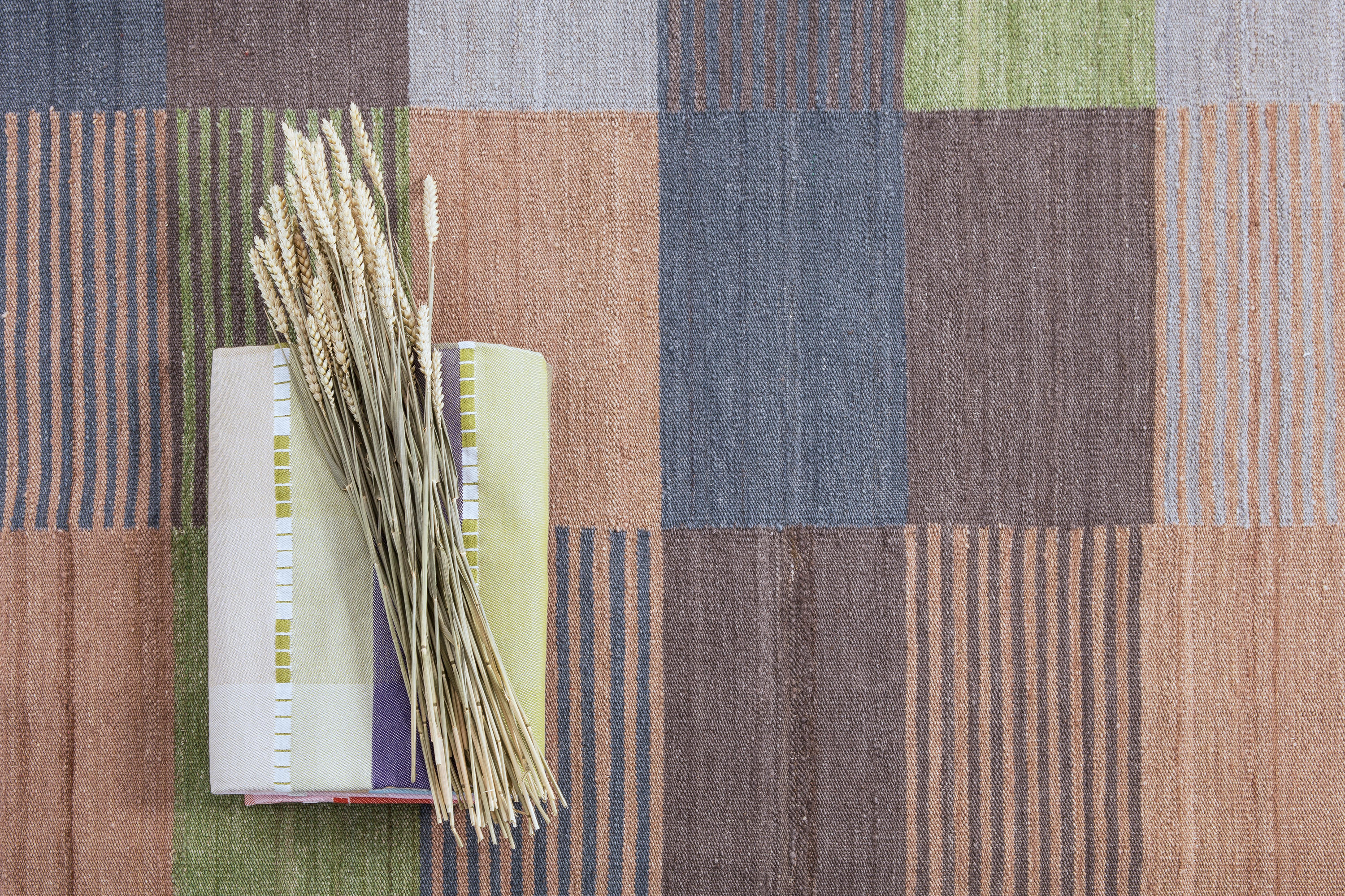 华体会体育官方在线官网 - 附件|地毯|办公家具|华体会体育官方在线官网家具|混纺地毯