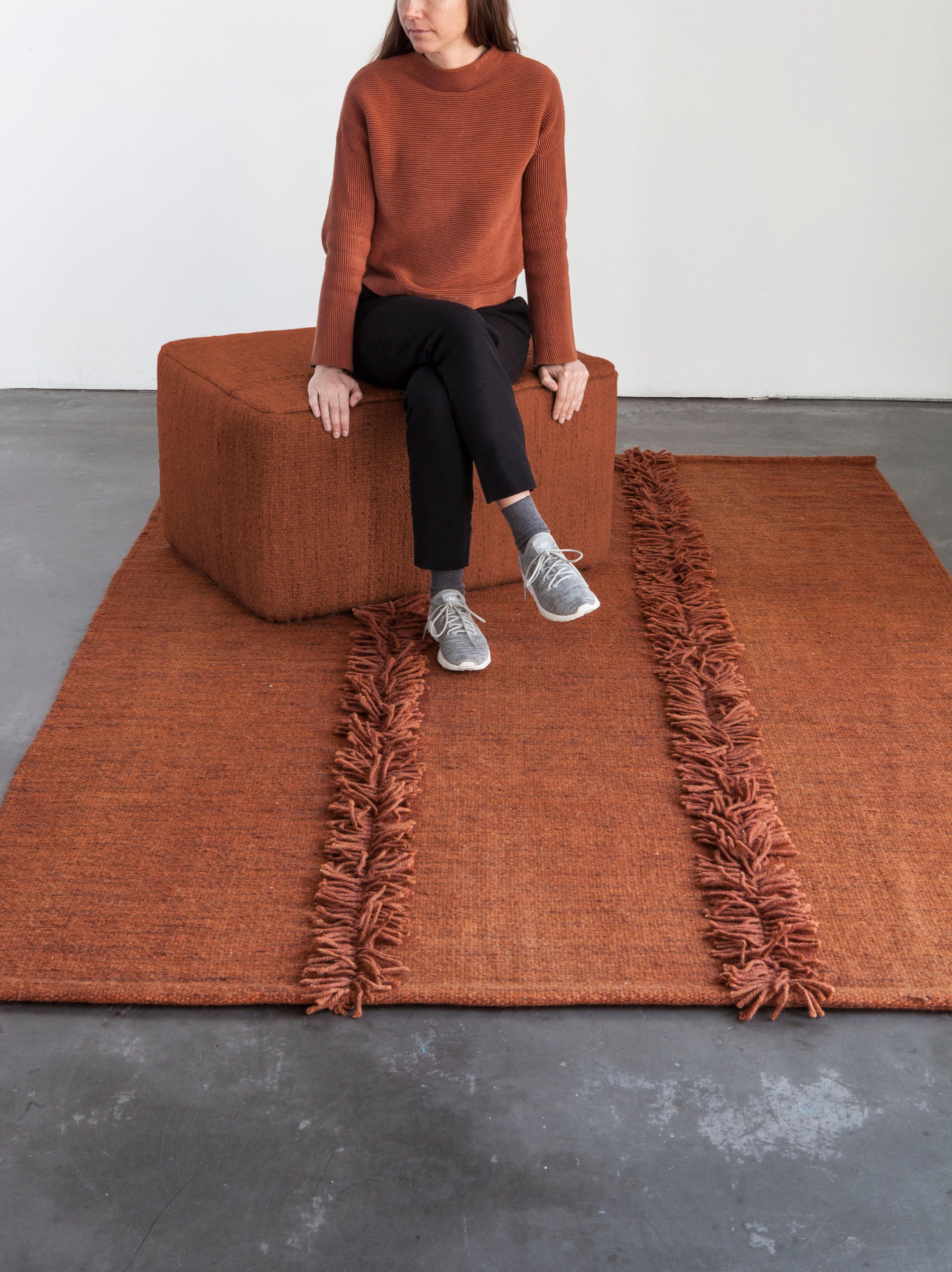 华体会体育官方在线官网 - 附件|地毯|办公家具|华体会体育官方在线官网家具|米娅地毯