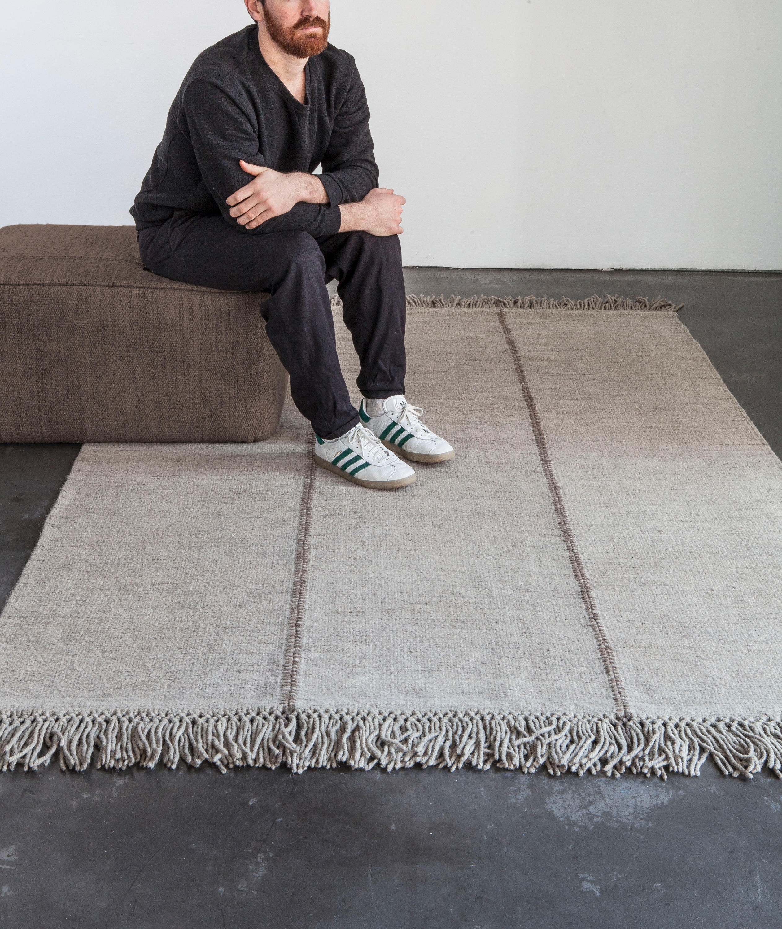 华体会体育官方在线官网 - 附件|地毯|办公家具|华体会体育官方在线官网家具|米娅地毯