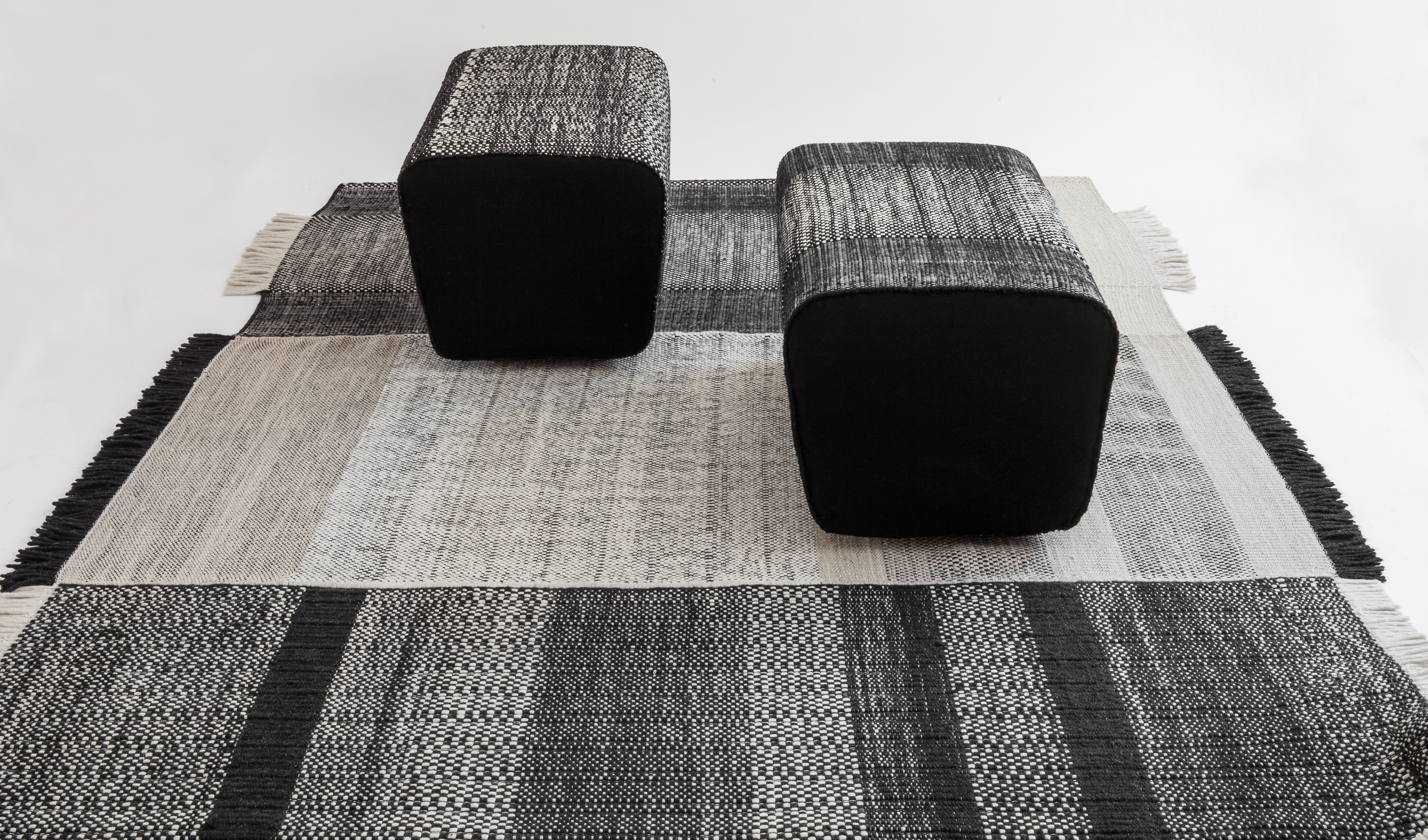 华体会体育官方在线官网 - 附件|地毯|办公家具|华体会体育官方在线官网家具|非常地毯