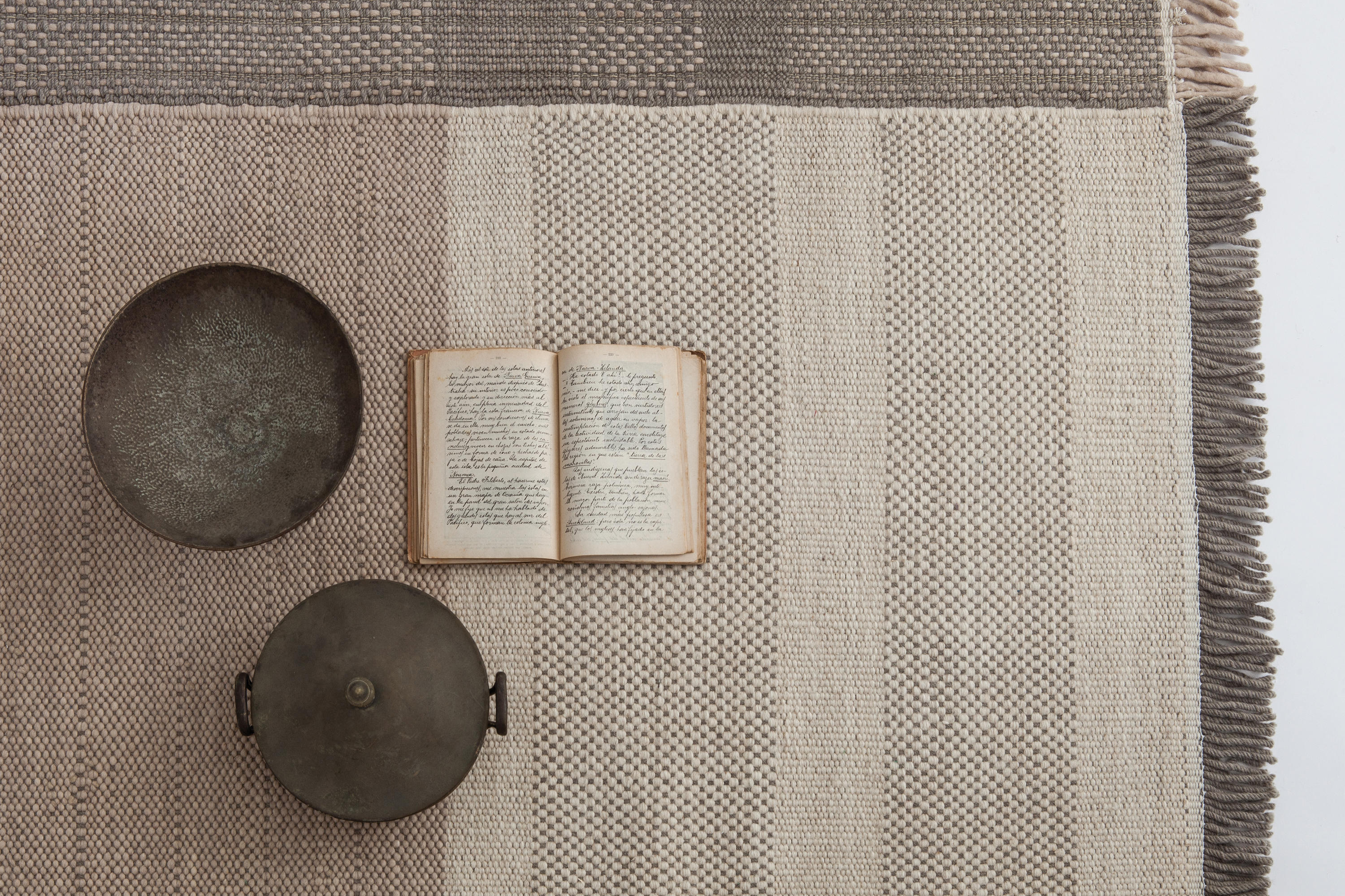 华体会体育官方在线官网 - 附件|地毯|办公家具|华体会体育官方在线官网家具|非常地毯