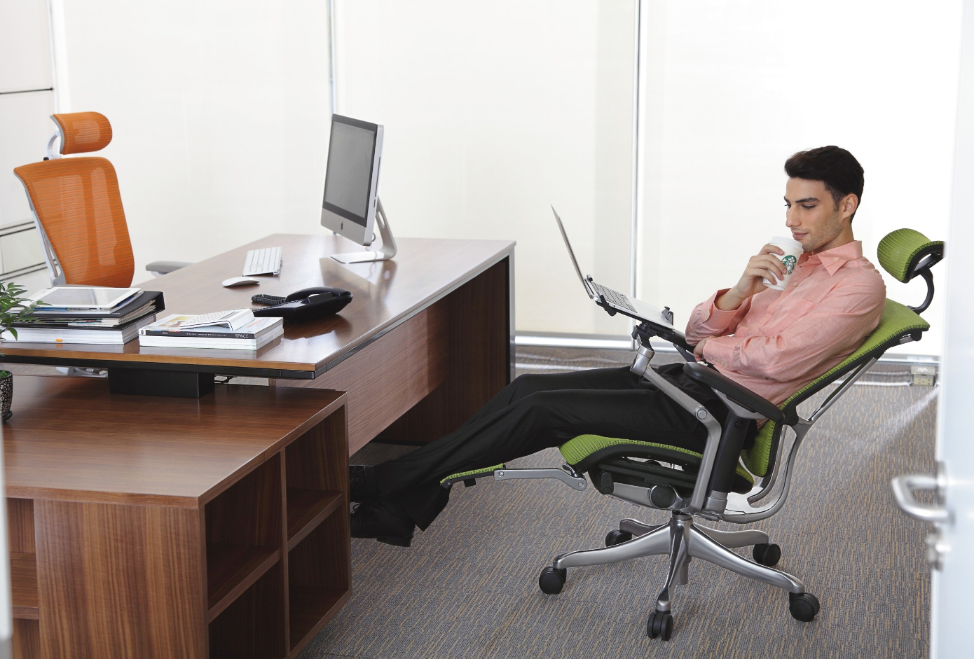 办公椅|现代真皮中班椅|办公家具|华体会体育官方在线官网家具|金典中班椅系列