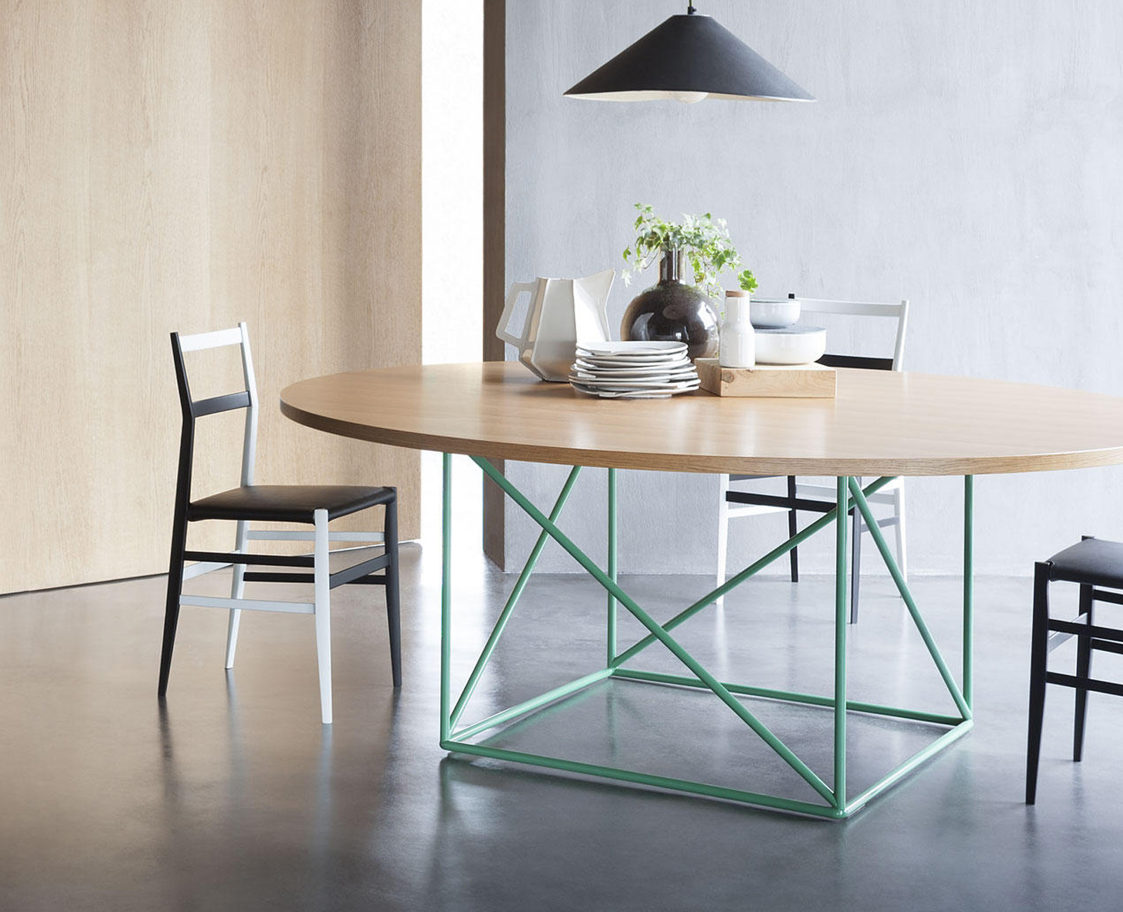 华体会体育官方在线官网 - 桌几|餐桌|办公家具|华体会体育官方在线官网家具|LC15 table