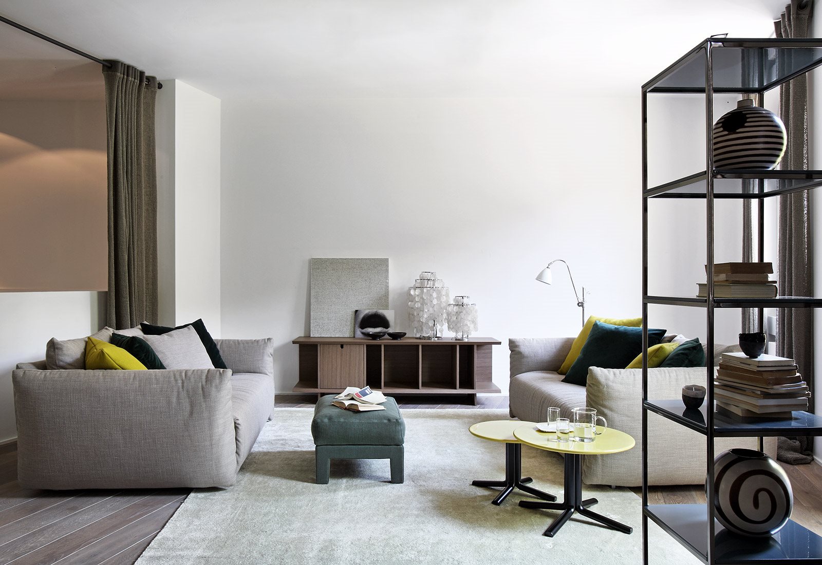 华体会体育官方在线官网 - 桌几|茶几/边几|办公家具|华体会体育官方在线官网家具|米勒