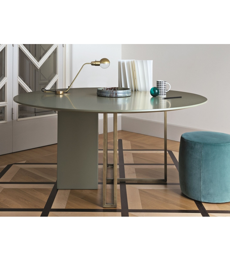 华体会体育官方在线官网 - 桌几|餐桌|办公家具|华体会体育官方在线官网家具|Plinto餐桌