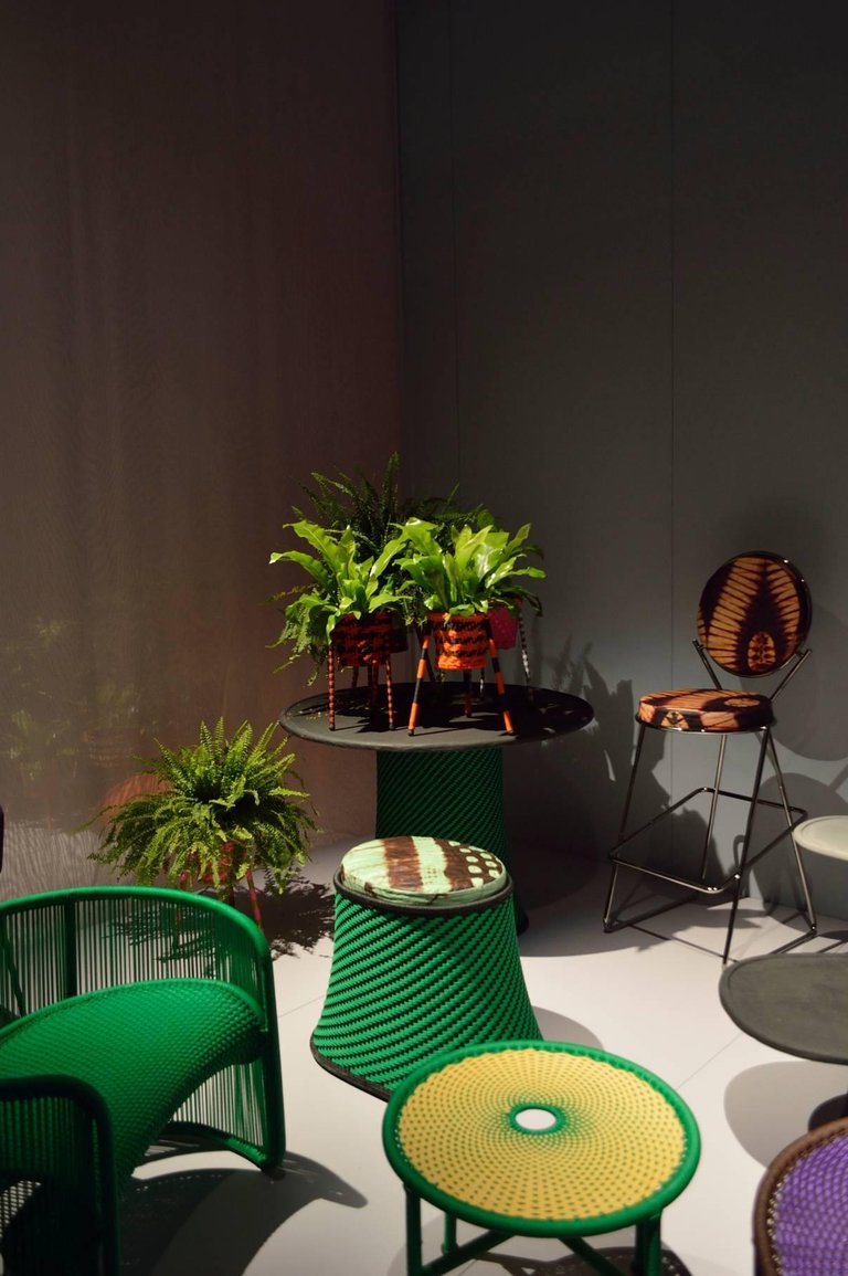 华体会体育官方在线官网 - 桌几|咖啡桌|办公家具|华体会体育官方在线官网家具|猴面包树户外桌/凳